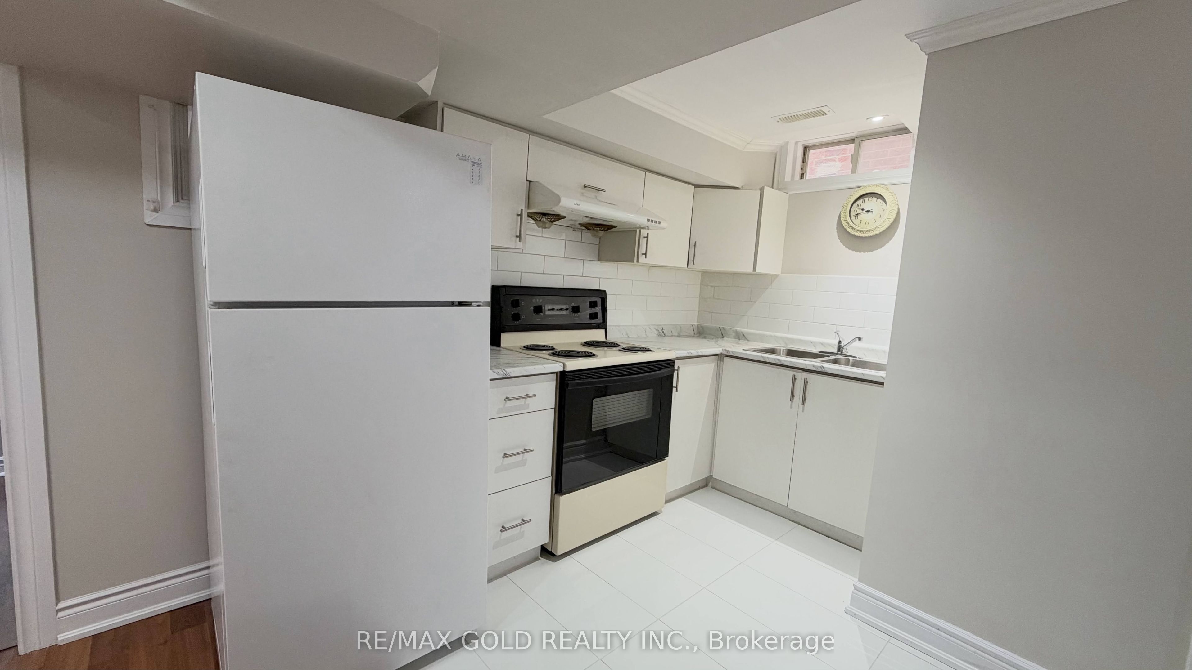 244 Brisdale Drive Property Photo 8