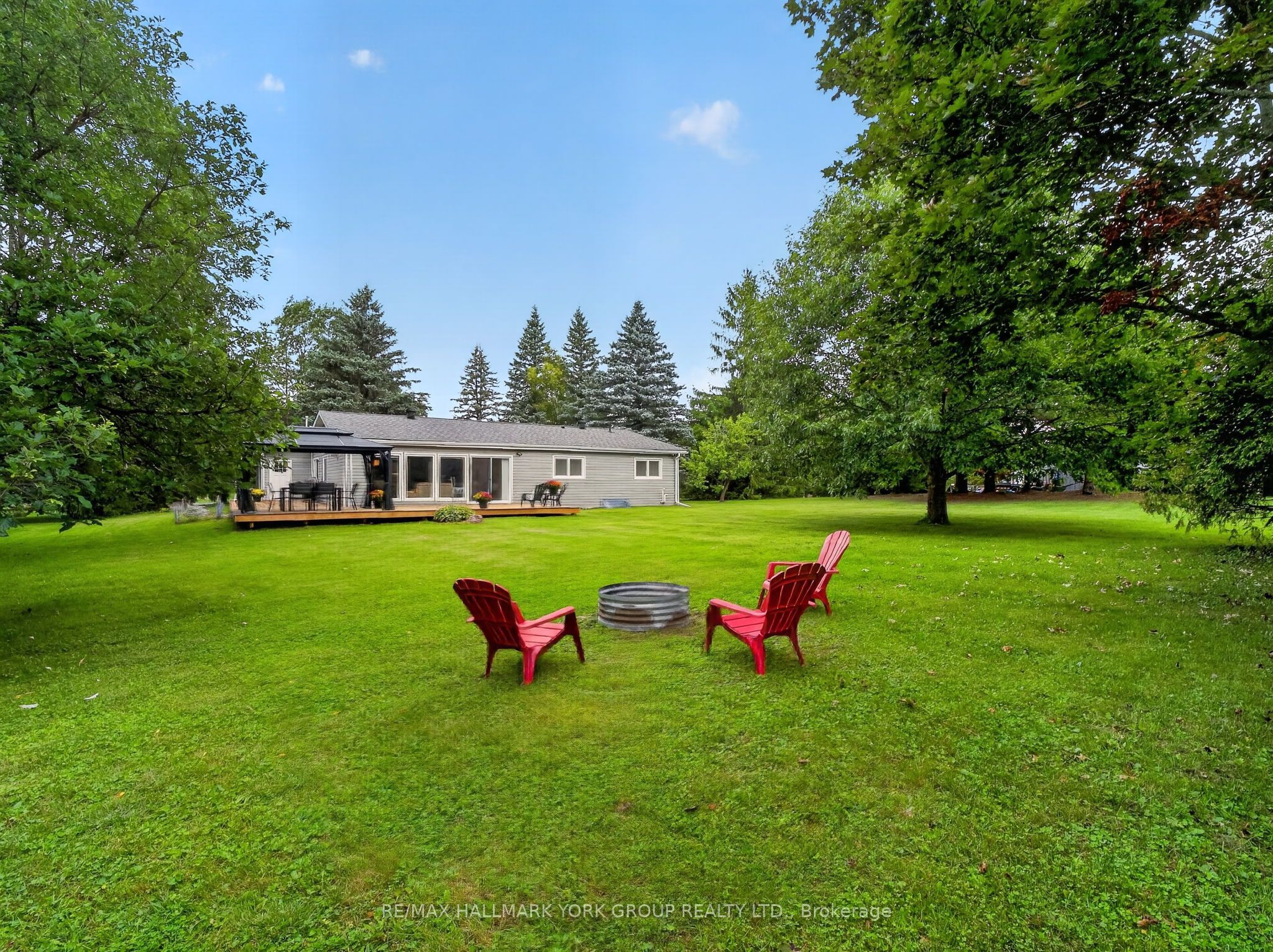 21 Birchview Drive Property Photo 1