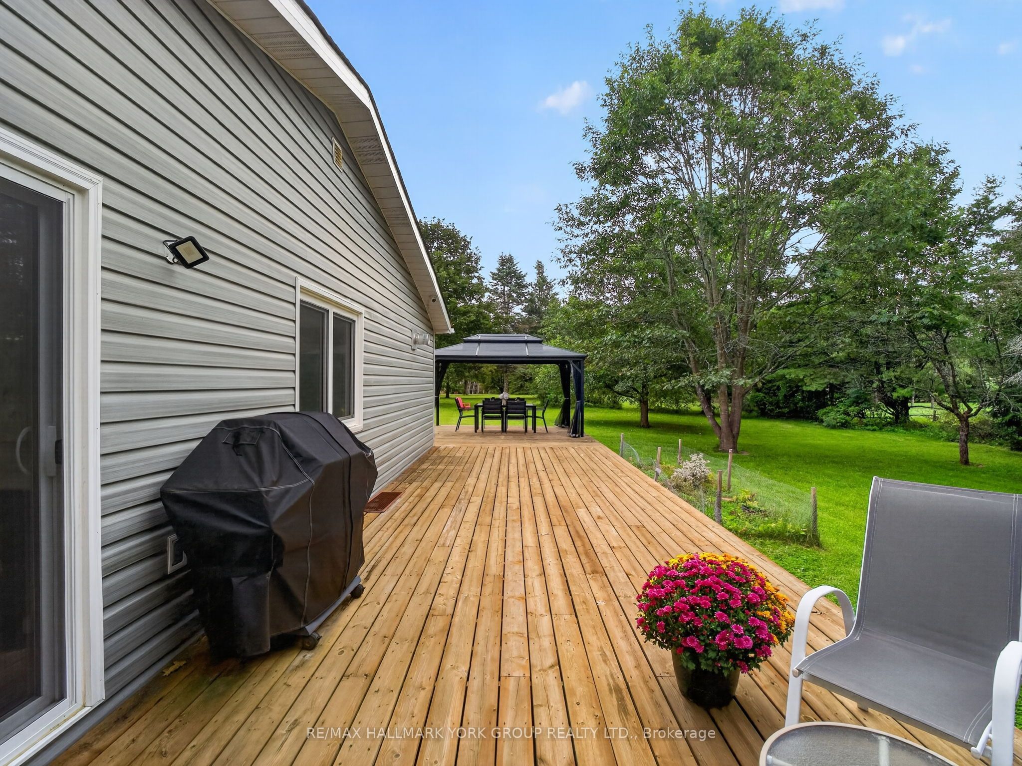 21 Birchview Drive Property Photo 24