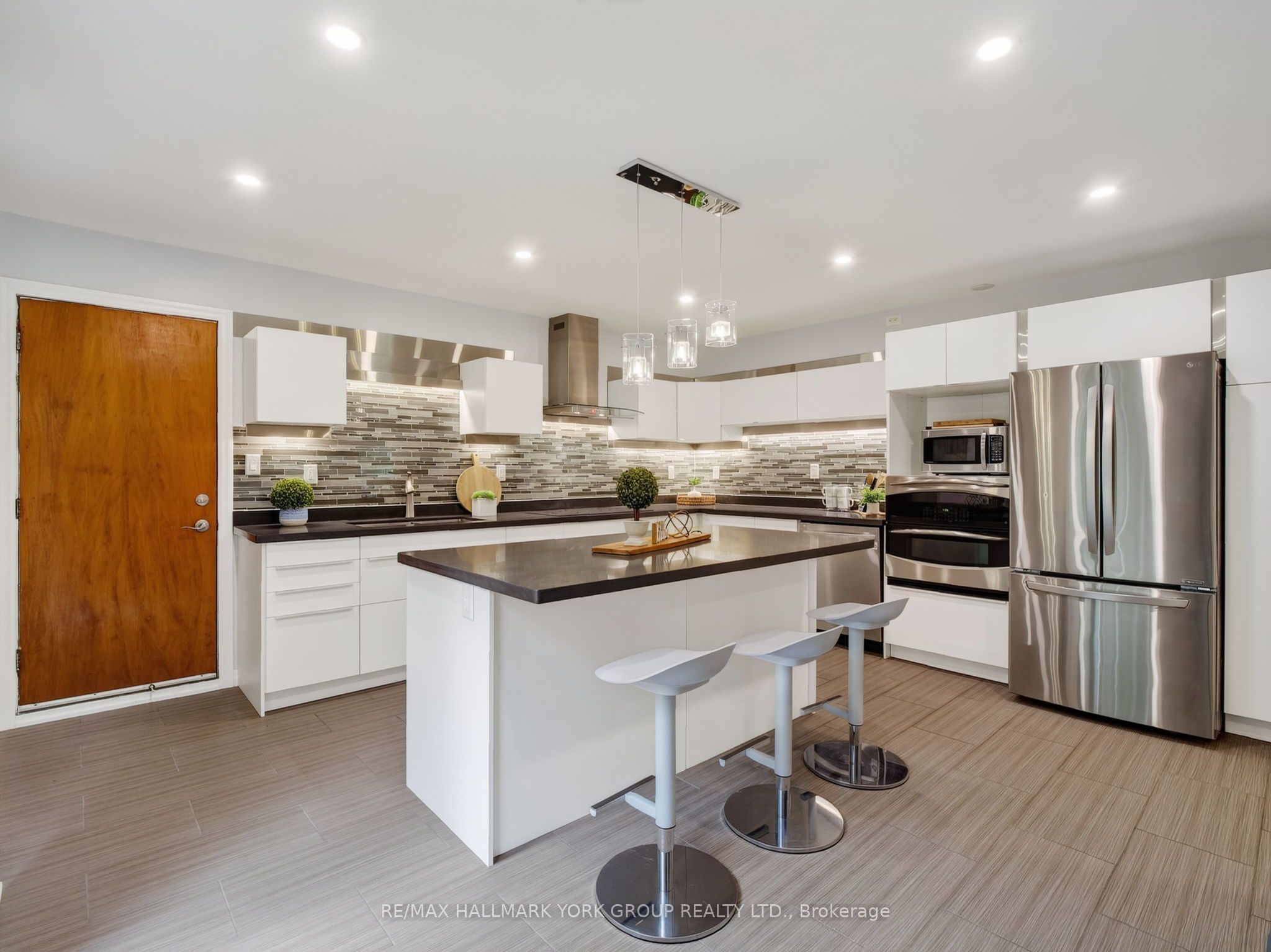 21 Birchview Drive Property Photo 27