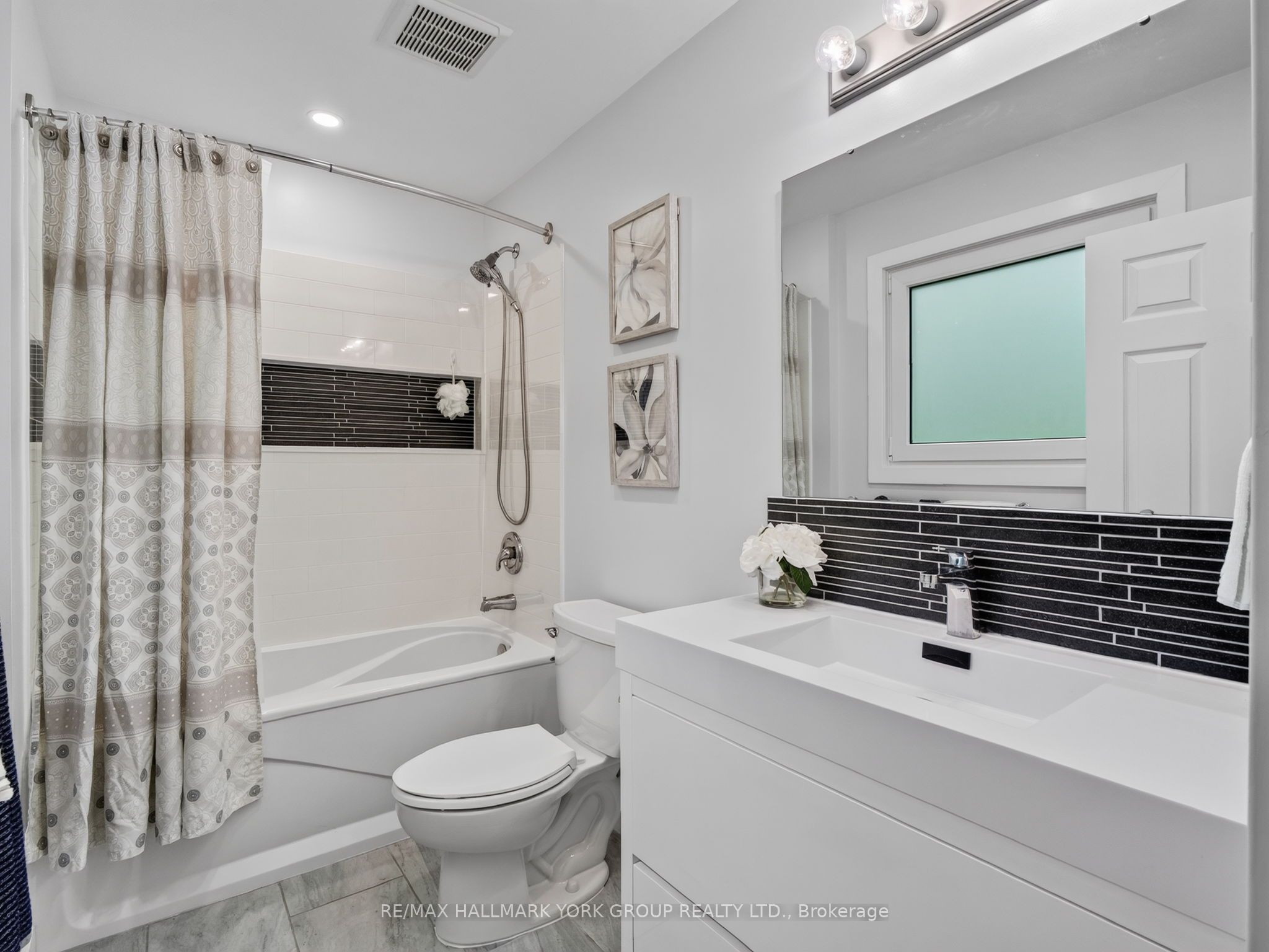 21 Birchview Drive Property Photo 35