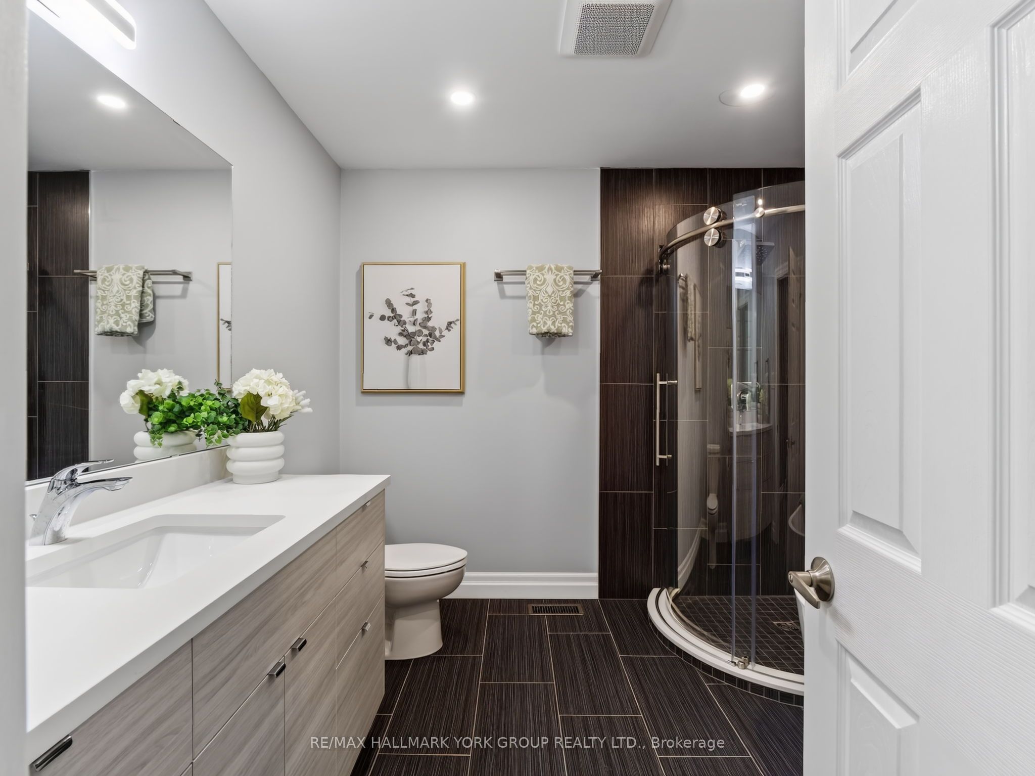 21 Birchview Drive Property Photo 40