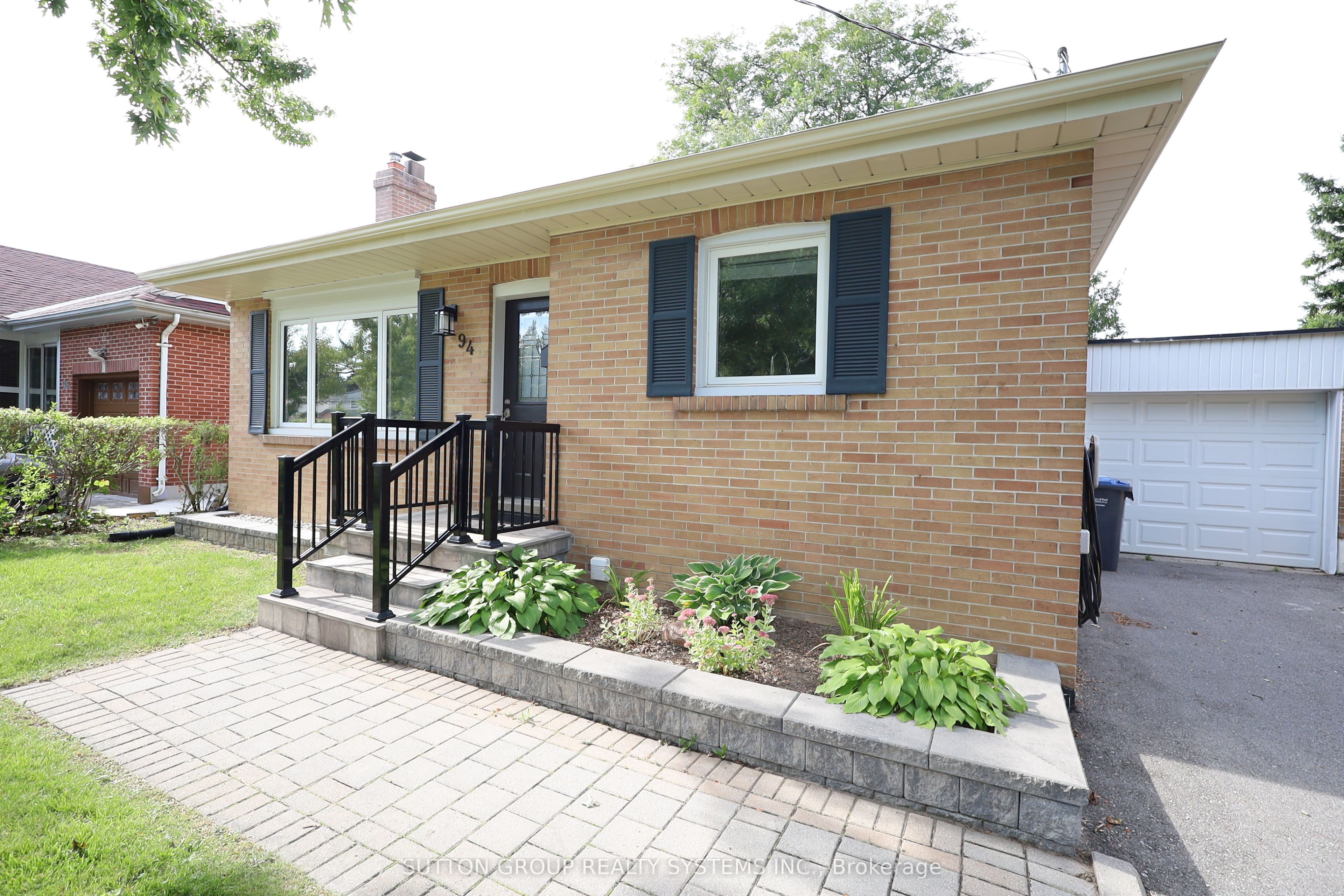 94 Harold Street Property Photo 4
