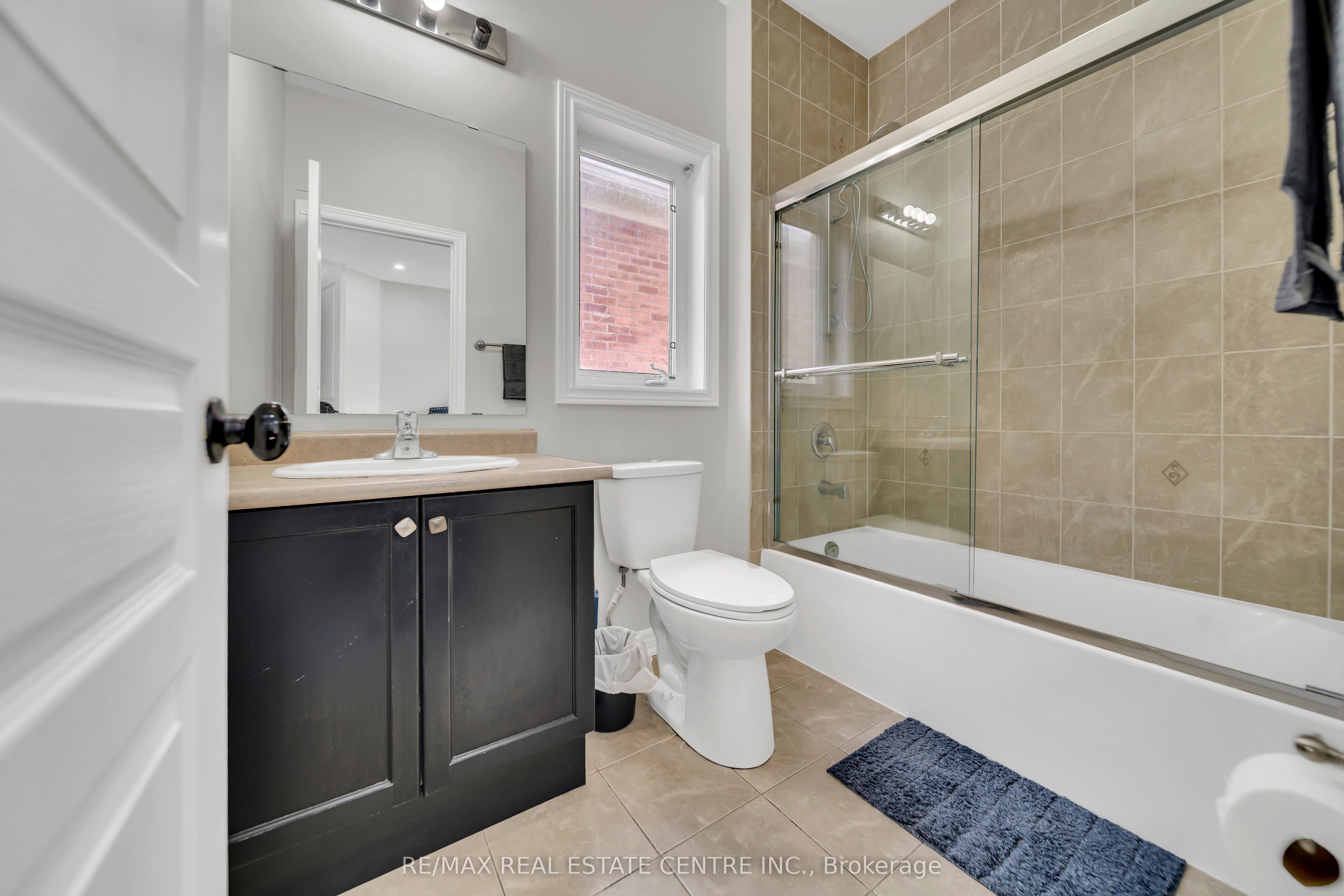 10 Vidal Road Property Photo 33