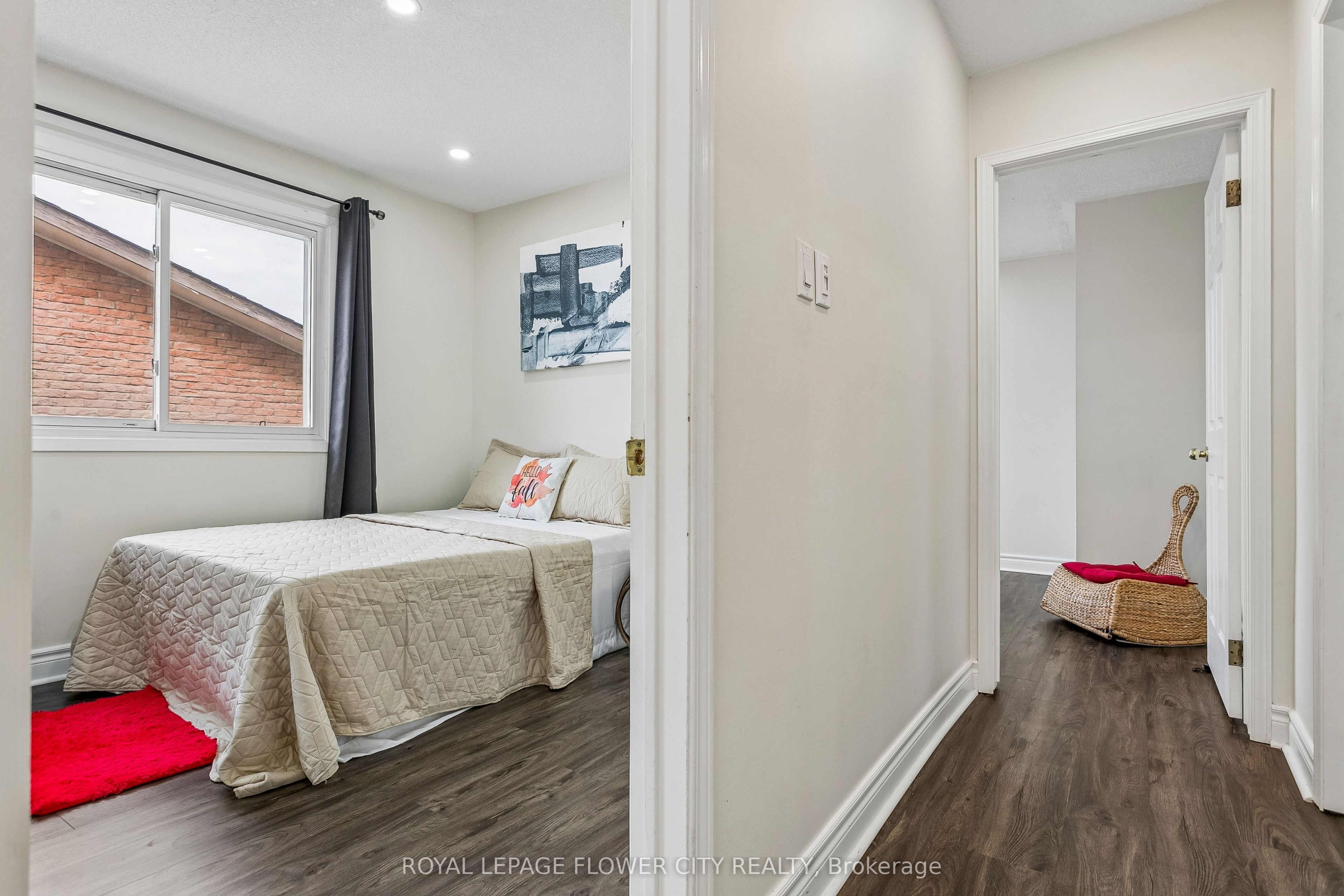 35 Camberley Crescent Property Photo 18