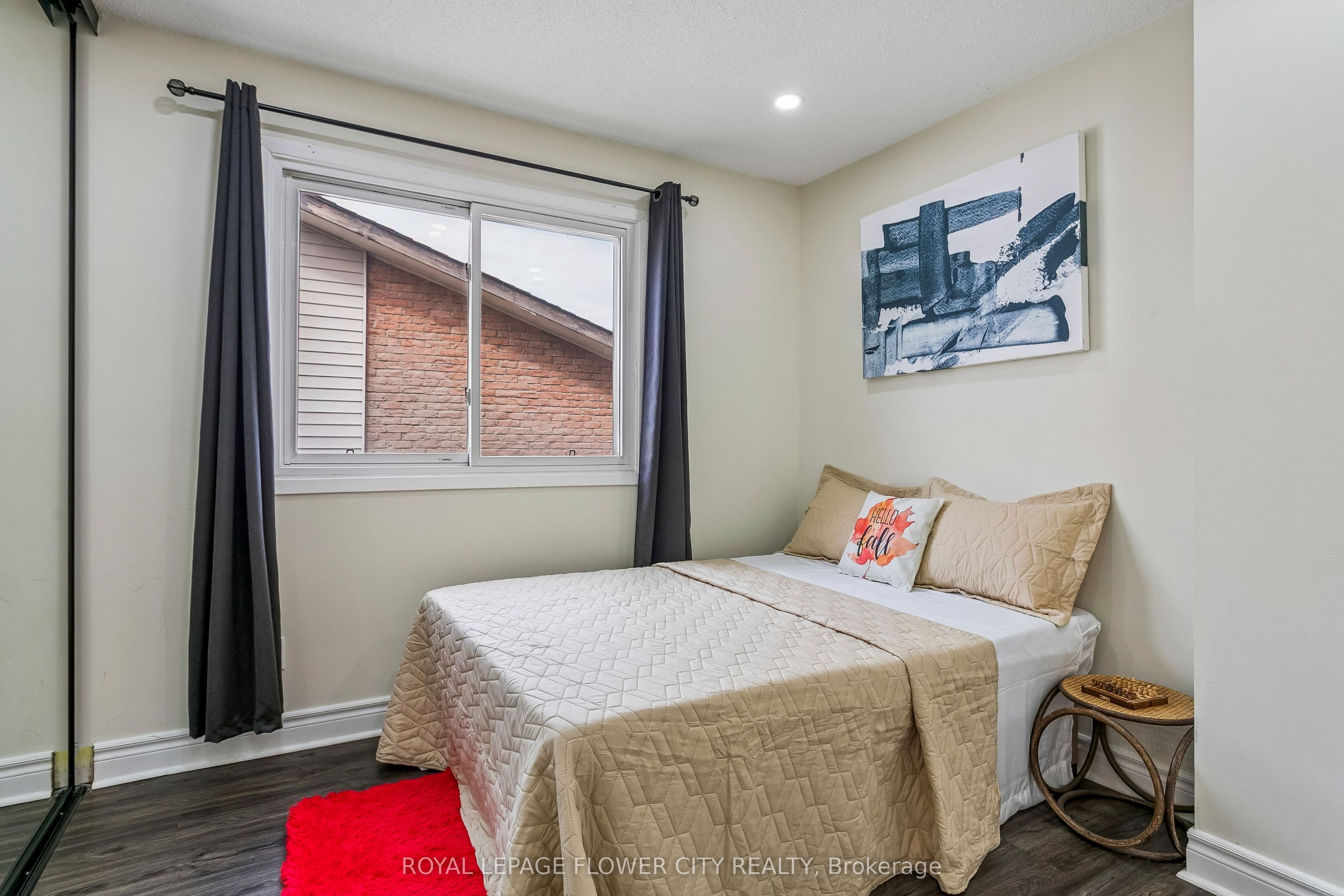 35 Camberley Crescent Property Photo 19