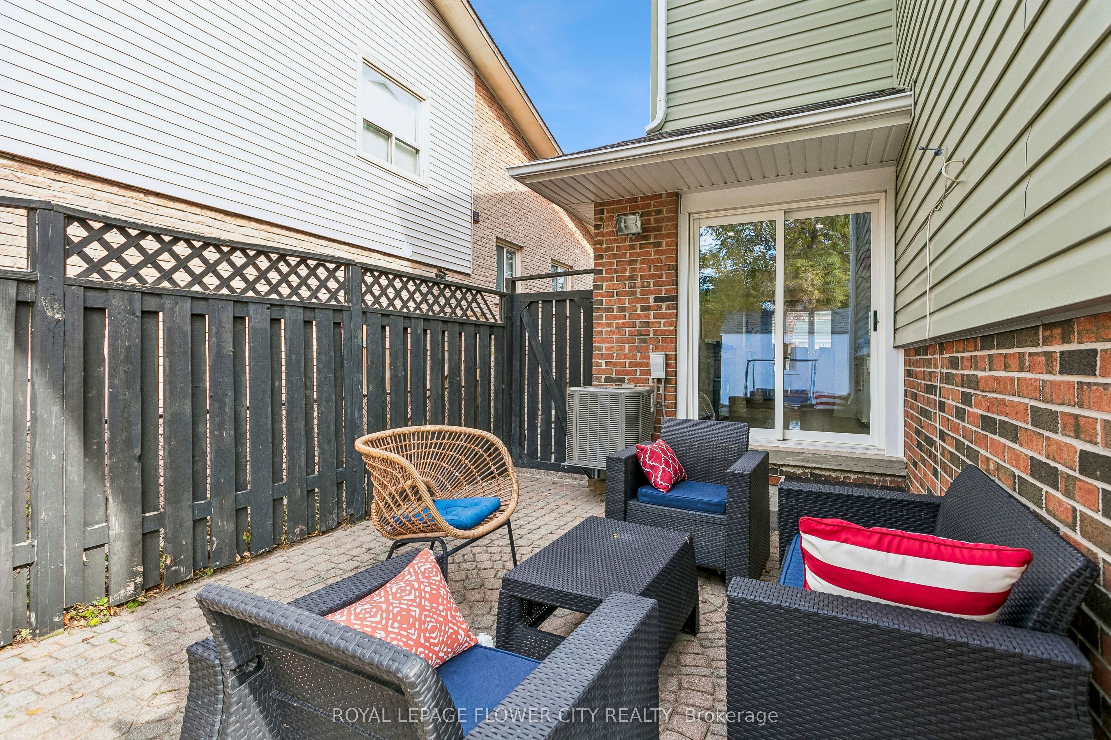 35 Camberley Crescent Property Photo 40
