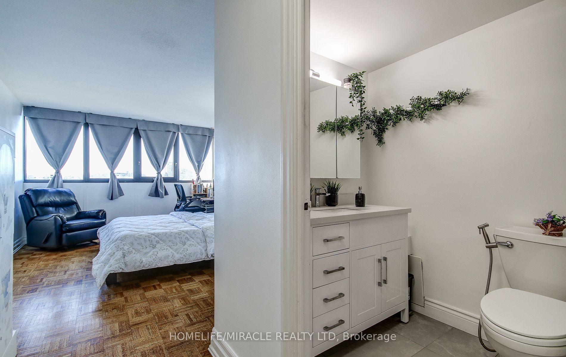 1333 Bloor Street 504 Property Photo 5