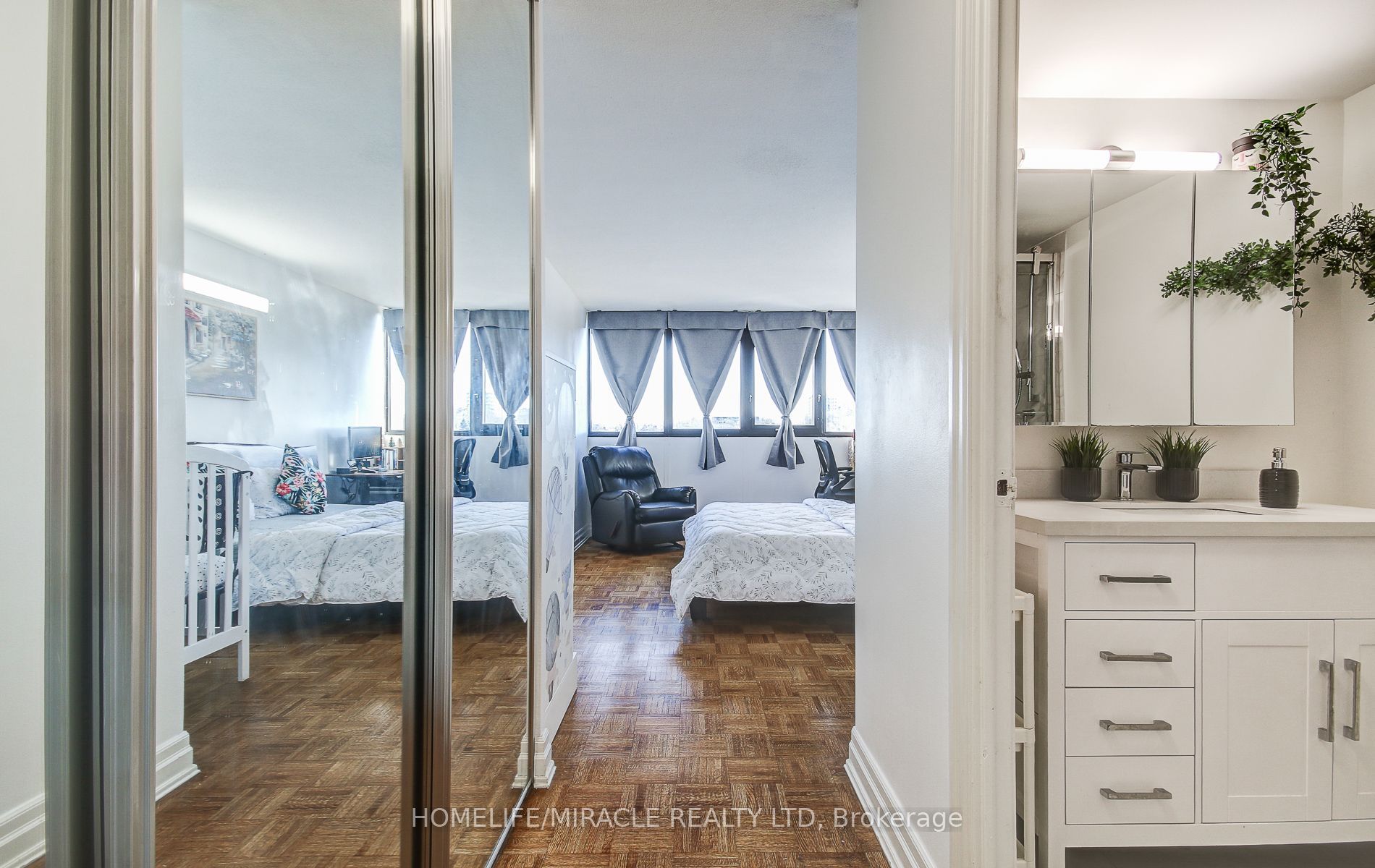 1333 Bloor Street 504 Property Photo 9