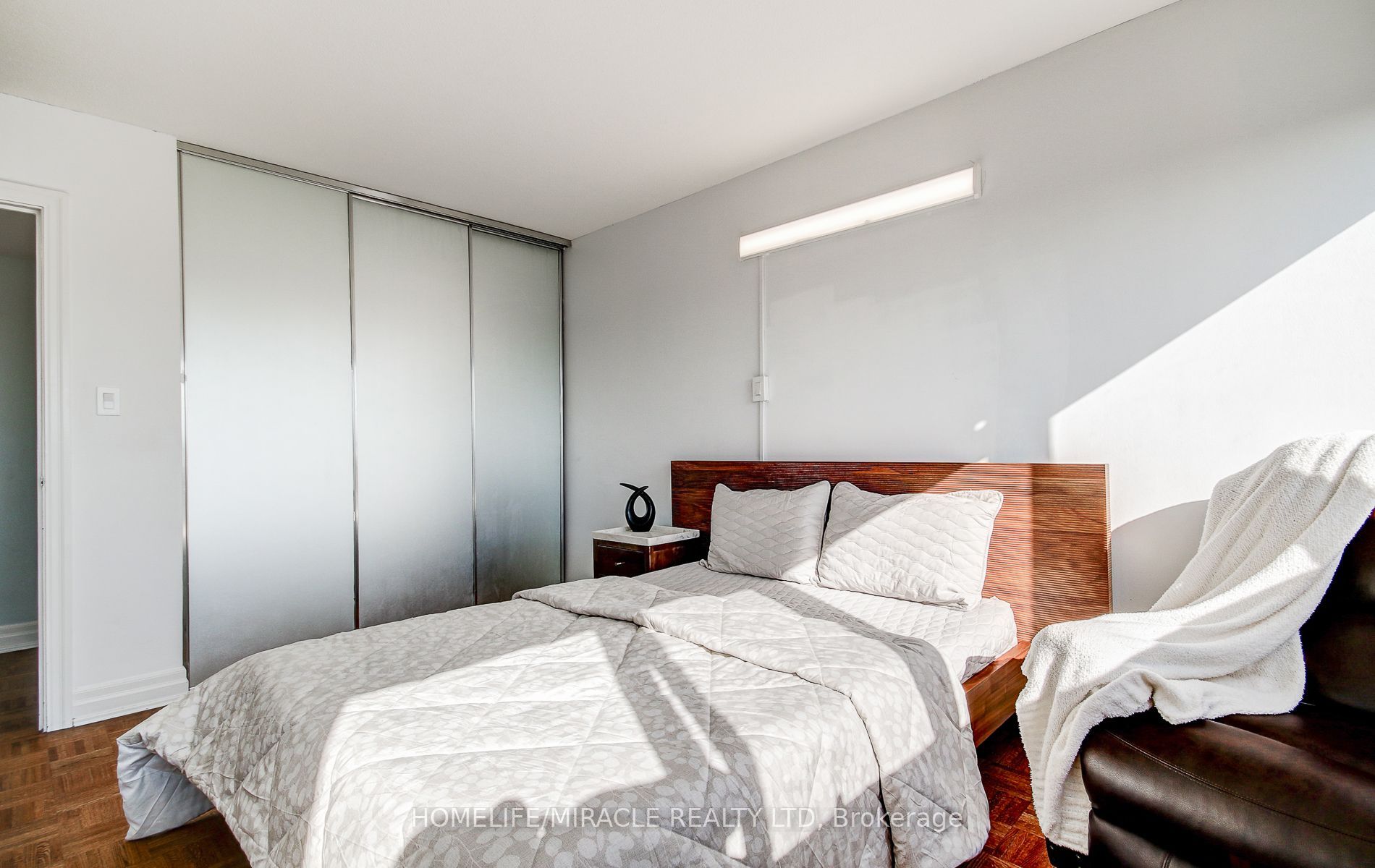 1333 Bloor Street 504 Property Photo 17