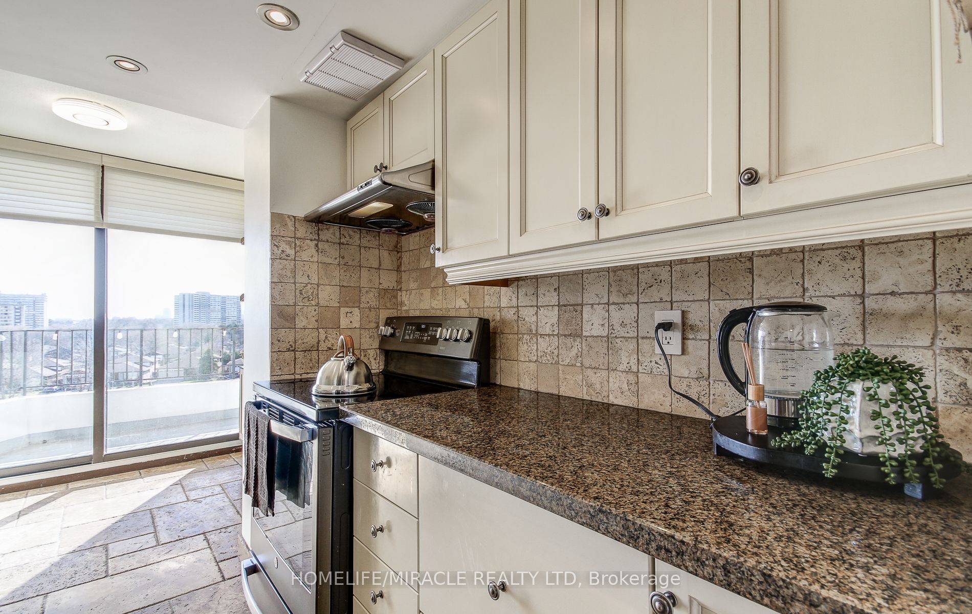 1333 Bloor Street 504 Property Photo 21