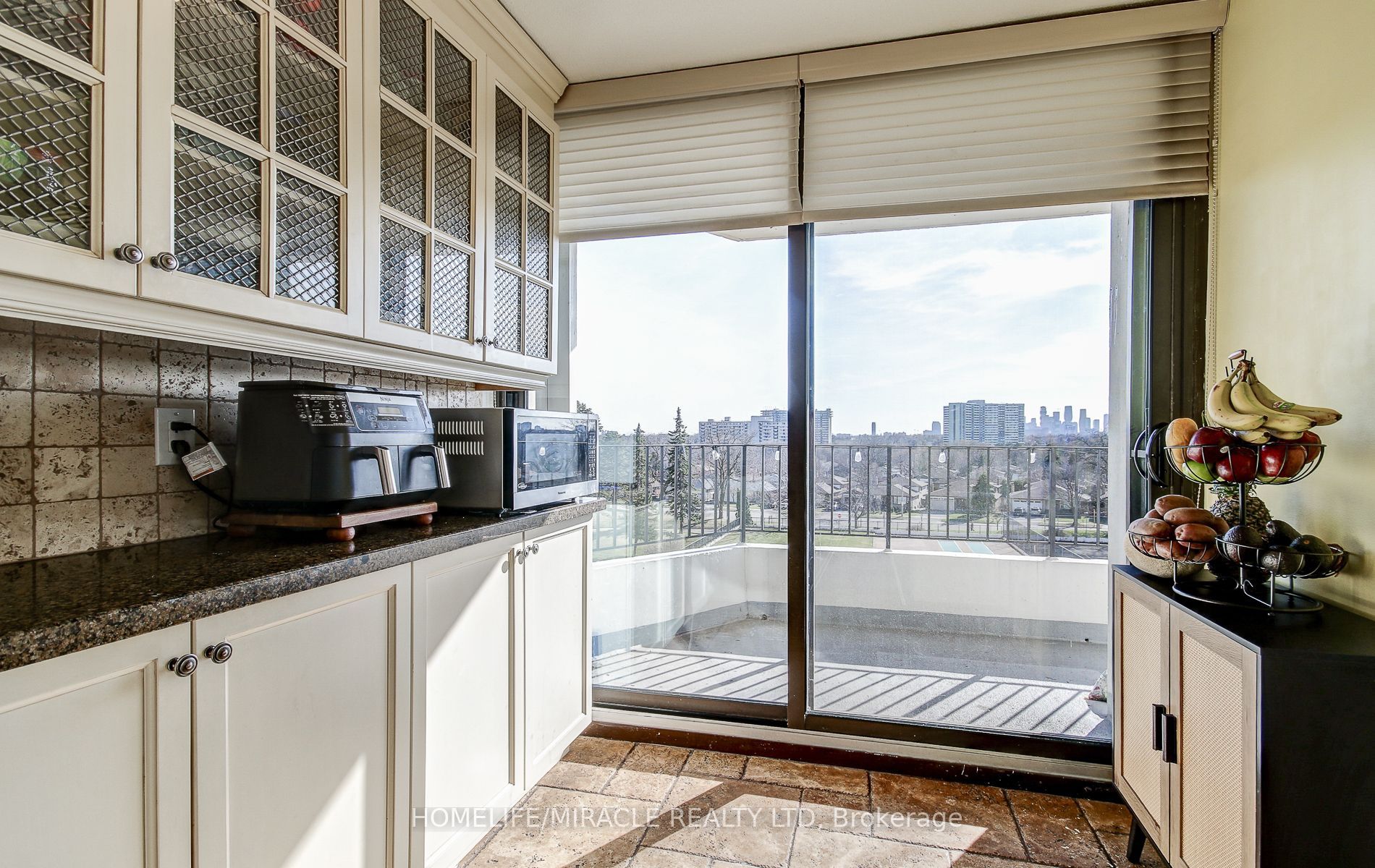 1333 Bloor Street 504 Property Photo 25