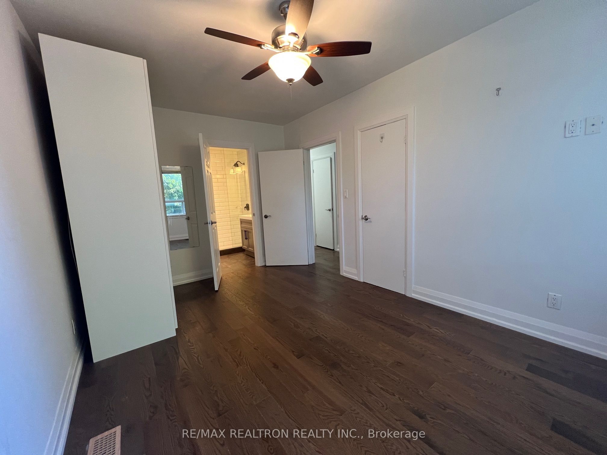 12 Paulart Drive Property Photo 8