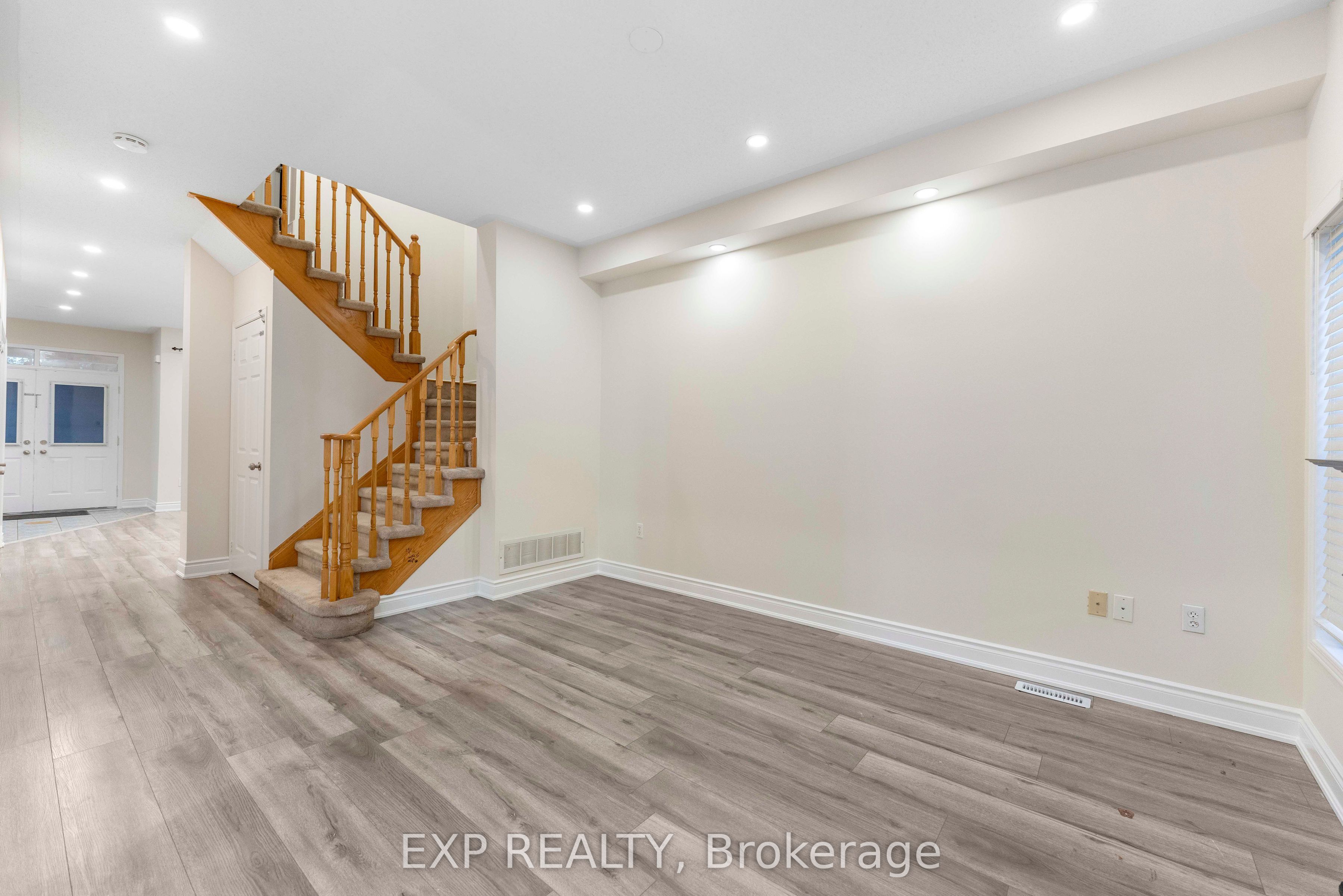 7 Overture Lane Property Photo 13