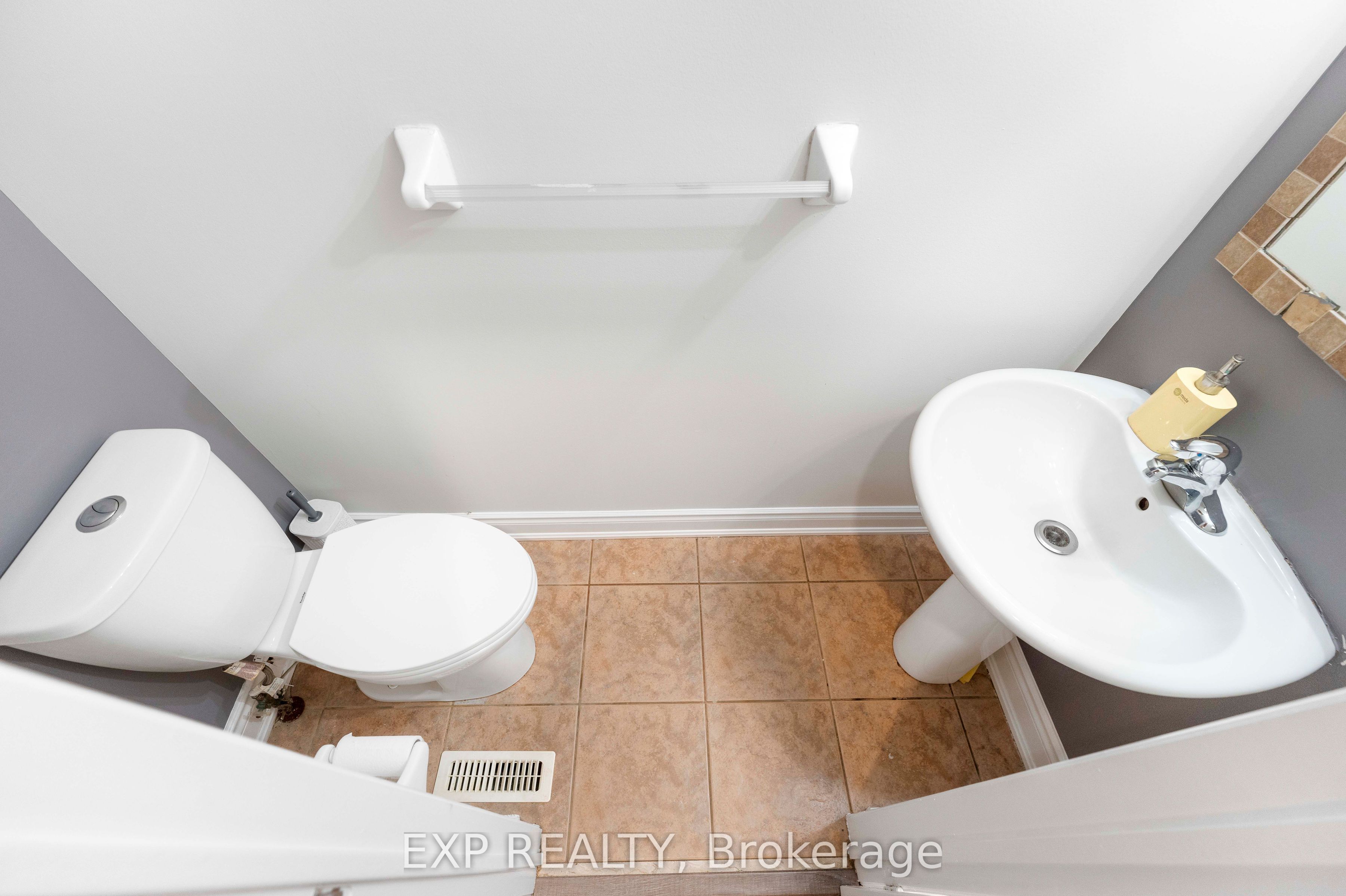 7 Overture Lane Property Photo 21