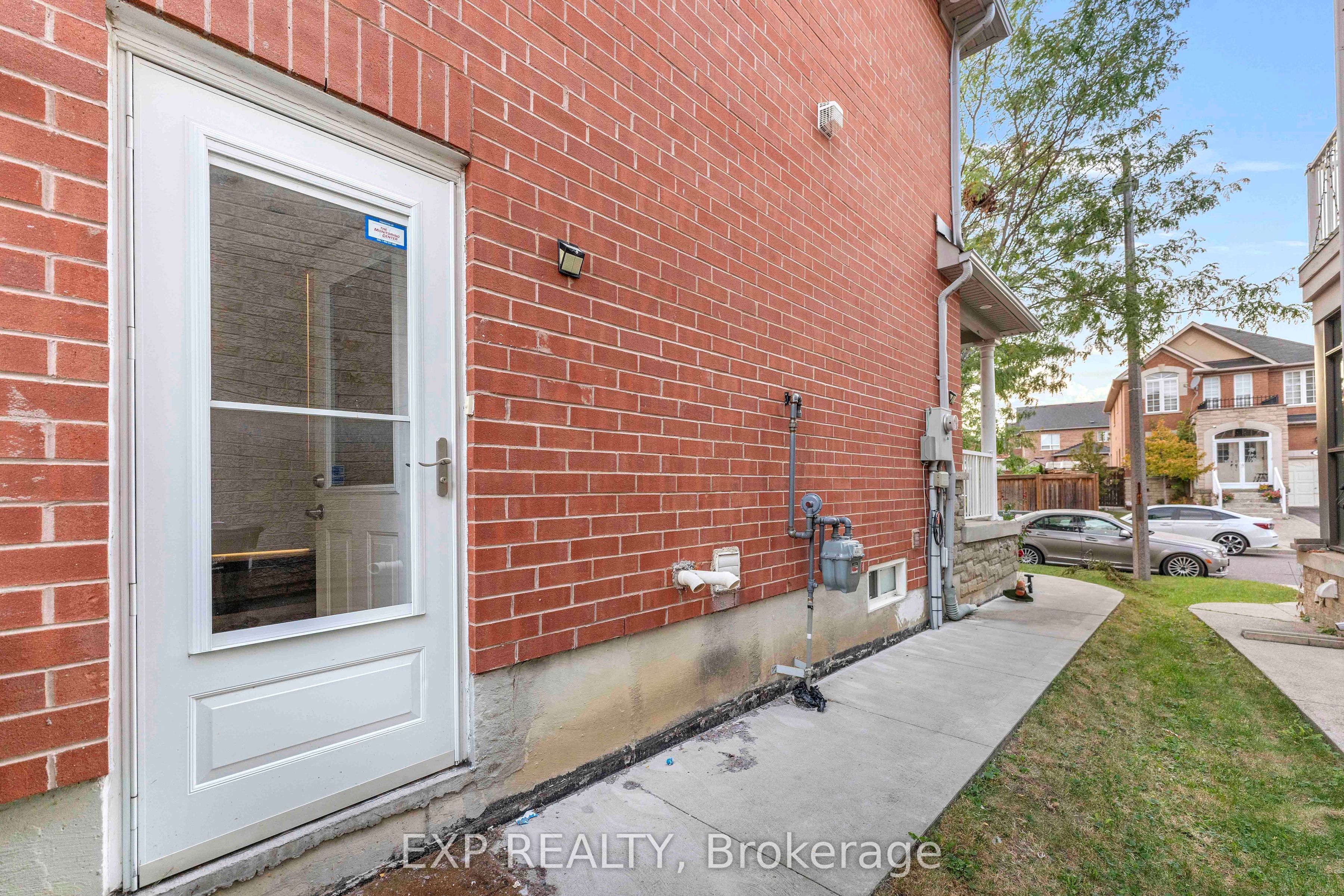 7 Overture Lane Property Photo 43