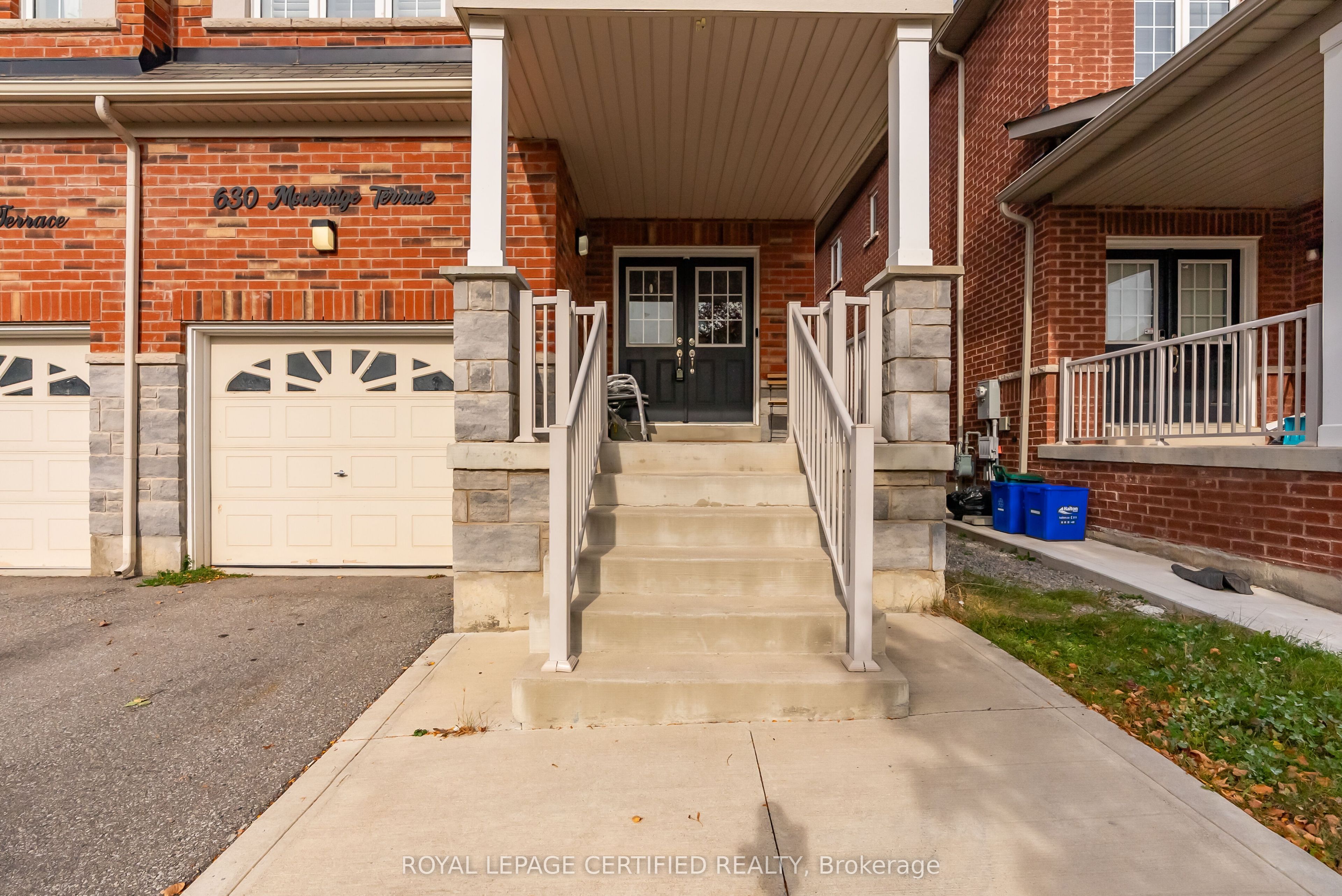 630 Mockridge Terrace Property Photo 3