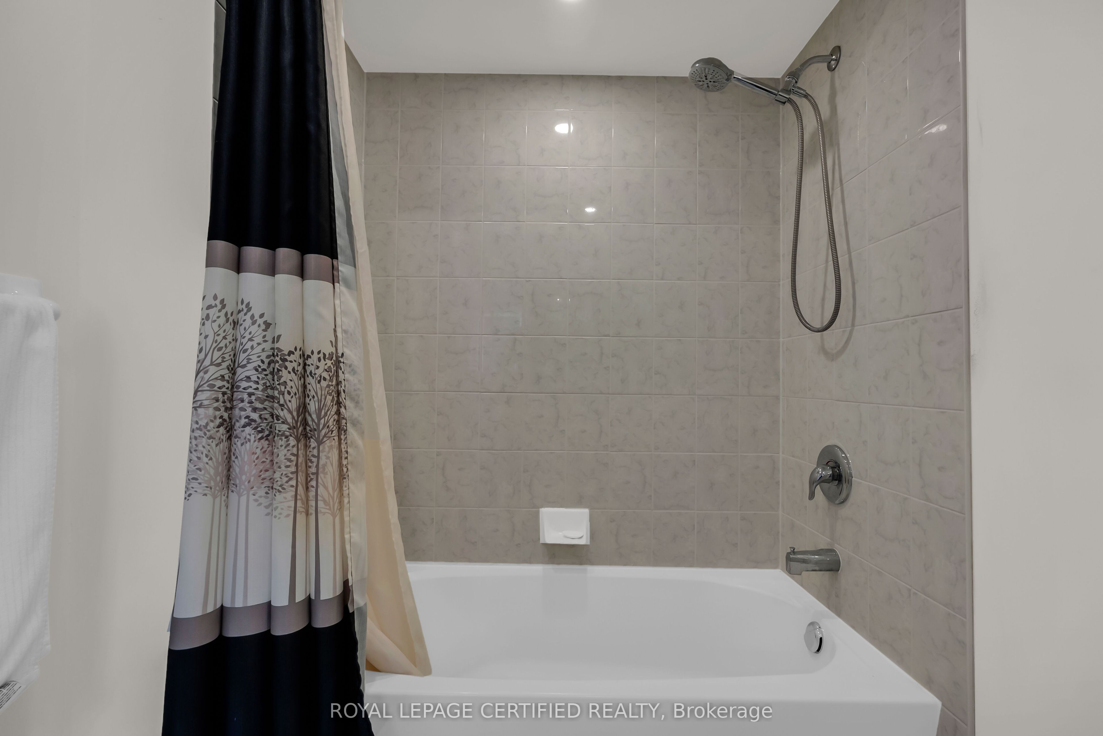 630 Mockridge Terrace Property Photo 22