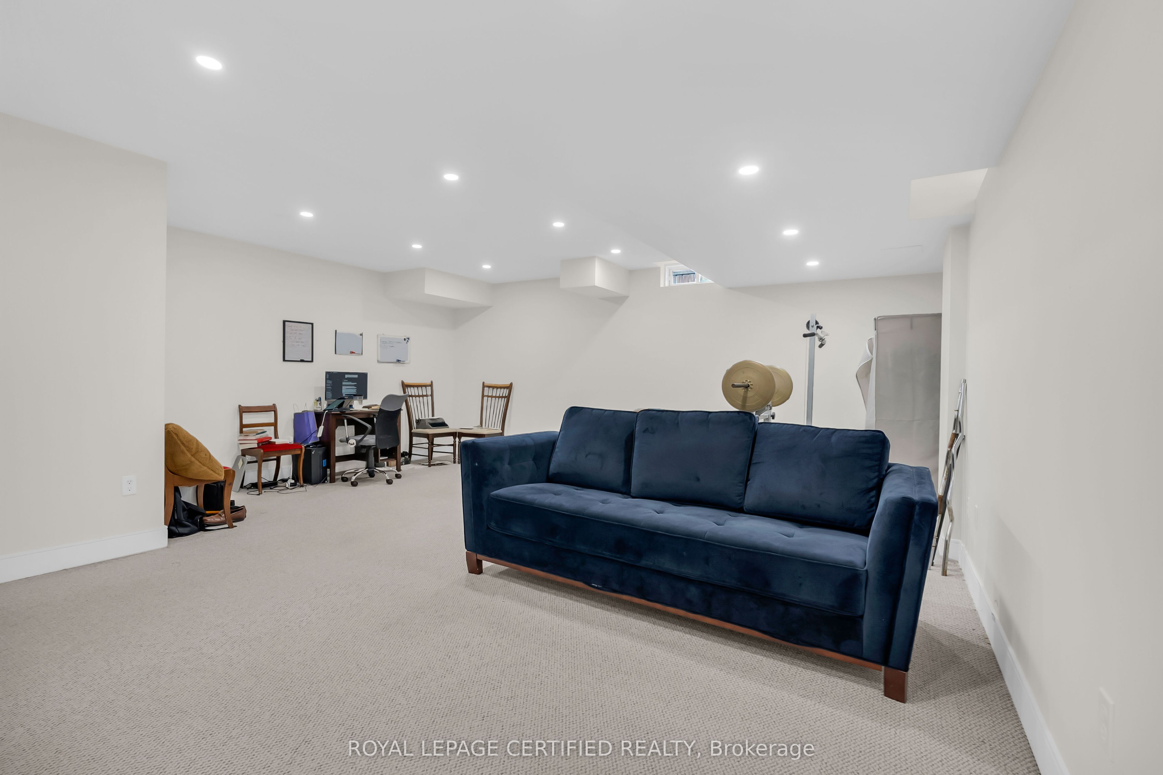 630 Mockridge Terrace Property Photo 32