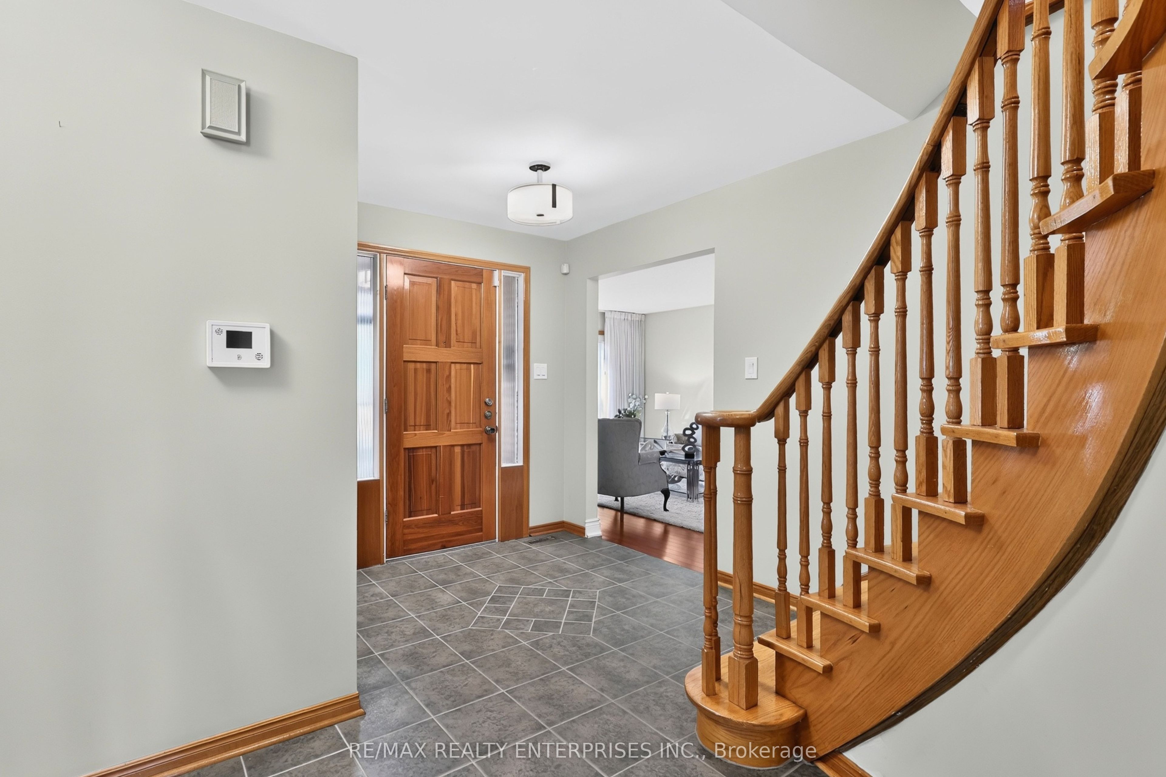 4151 Rockwood Road Property Photo 6