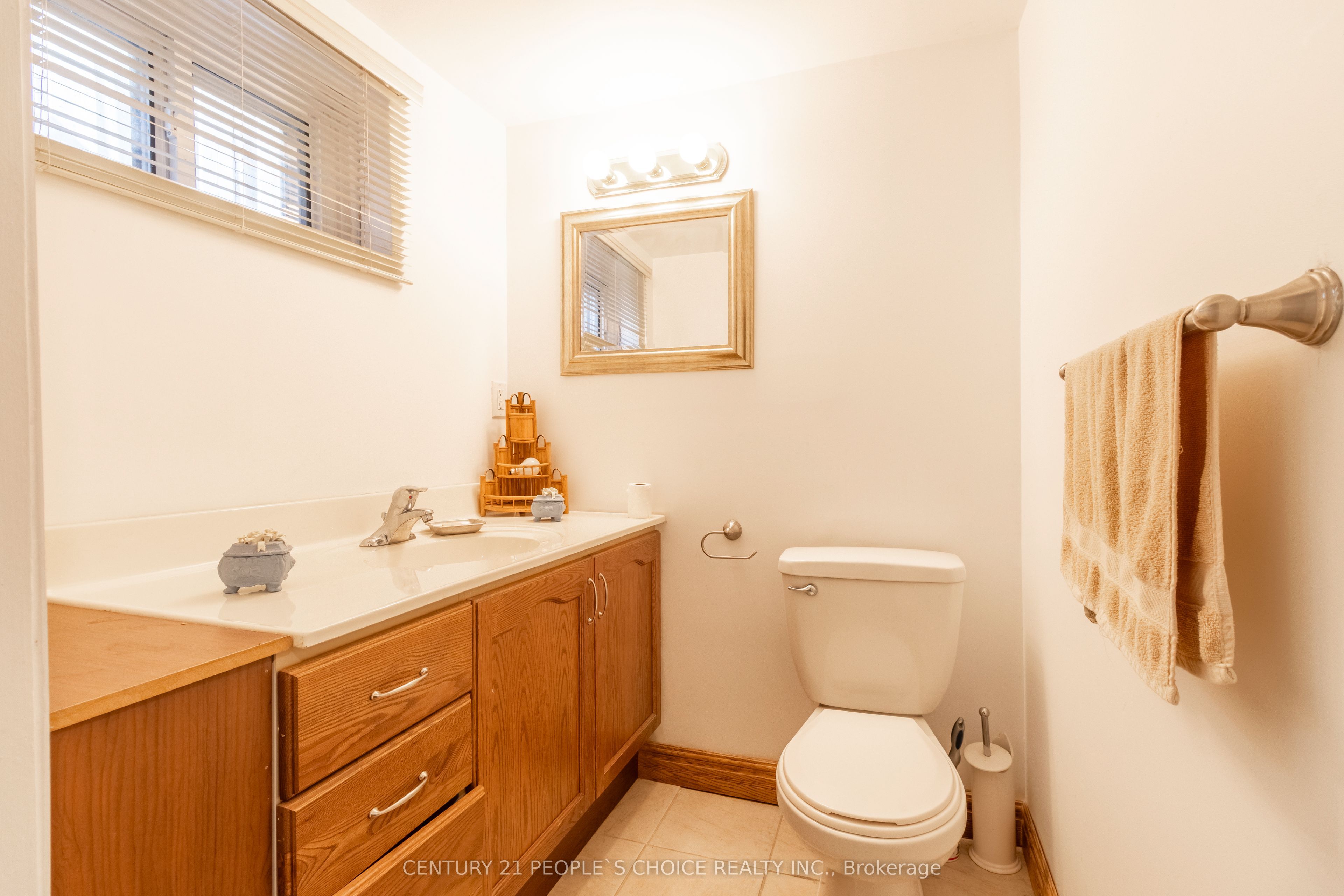 228 Jeffcoat Drive Property Photo 27