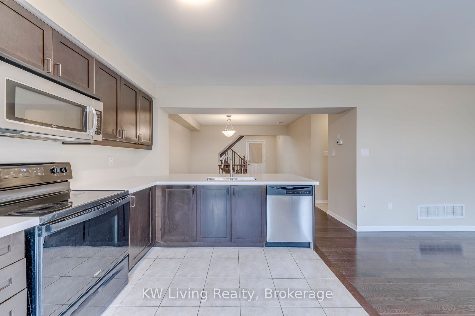 348 Chuchmach Close Property Photo 14