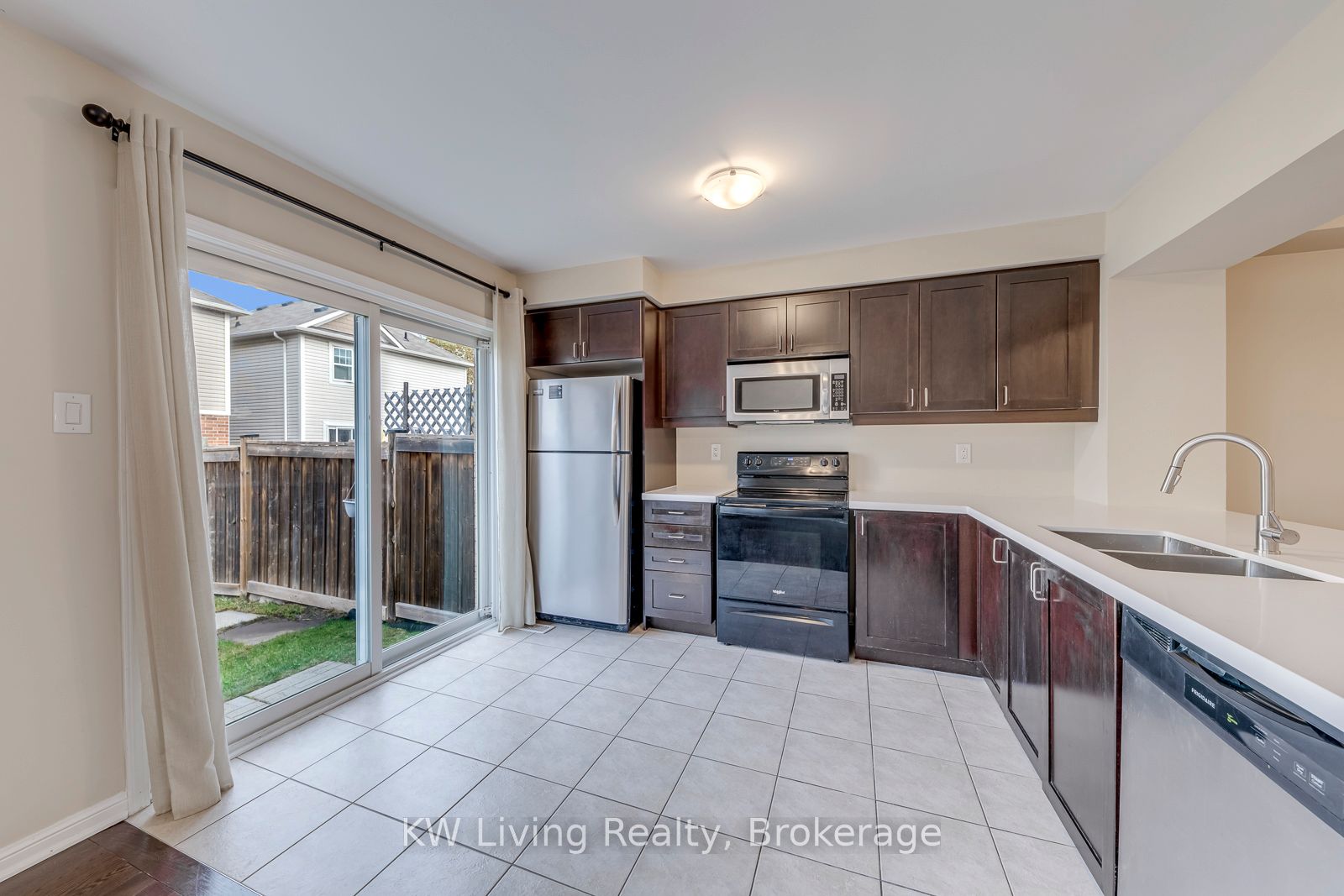 348 Chuchmach Close Property Photo 16