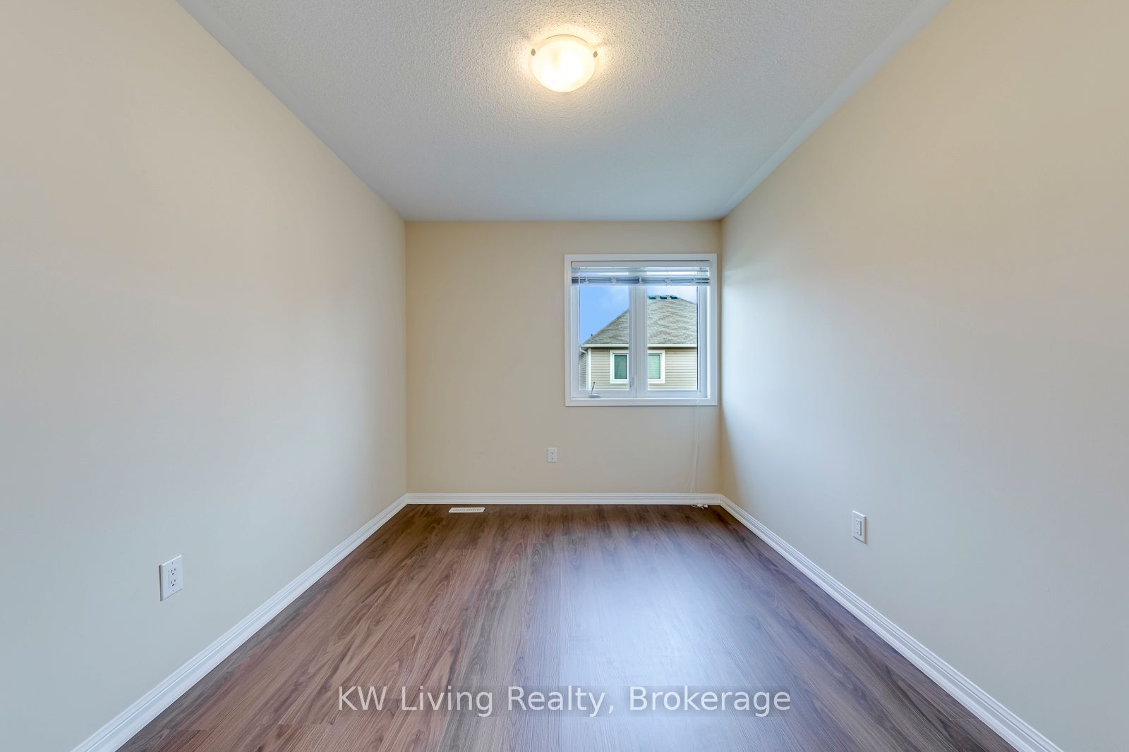 348 Chuchmach Close Property Photo 27