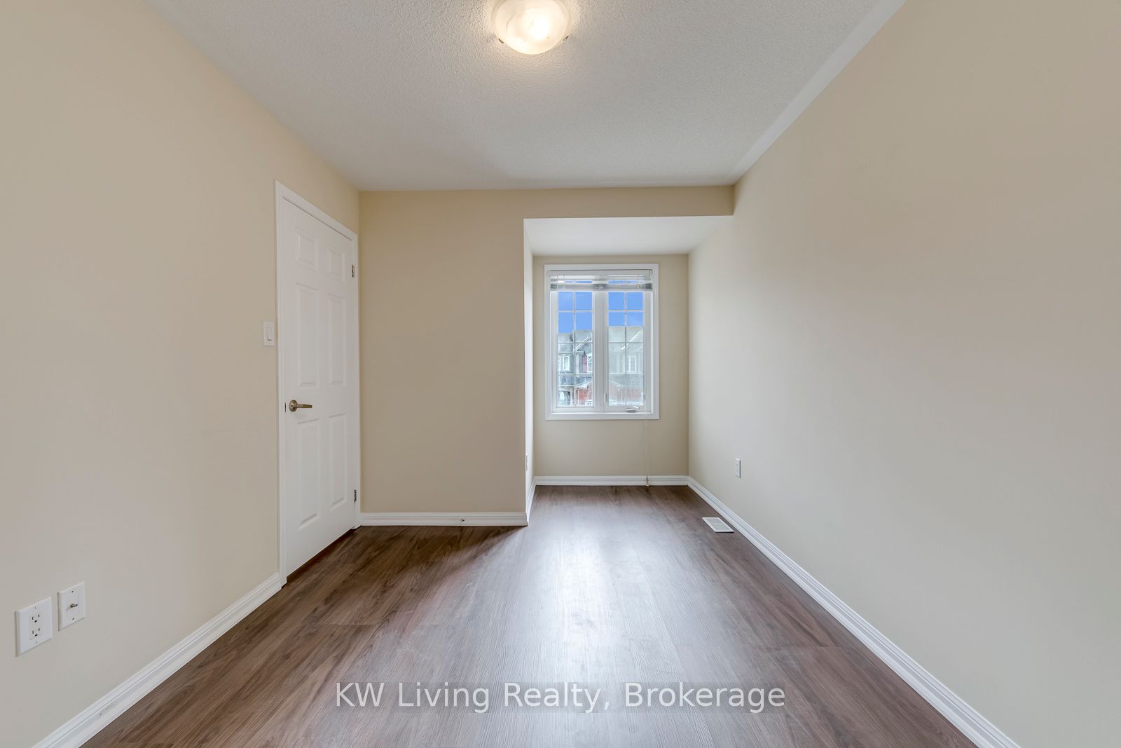 348 Chuchmach Close Property Photo 29