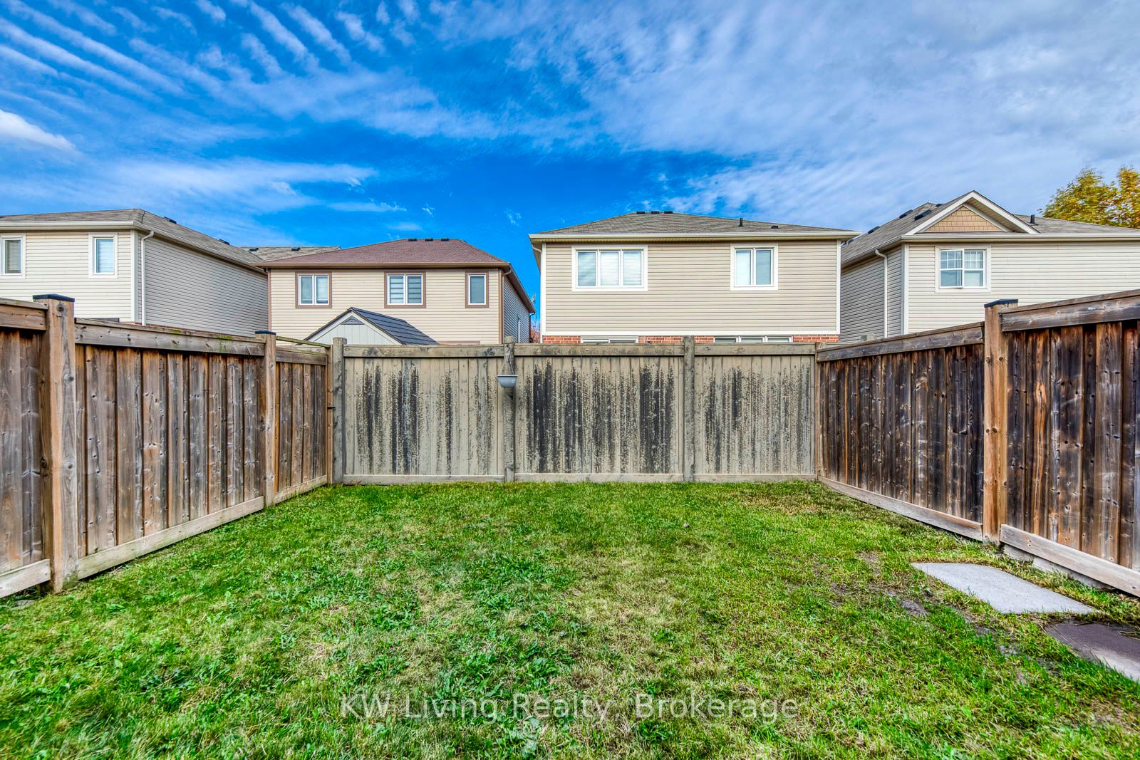 348 Chuchmach Close Property Photo 38