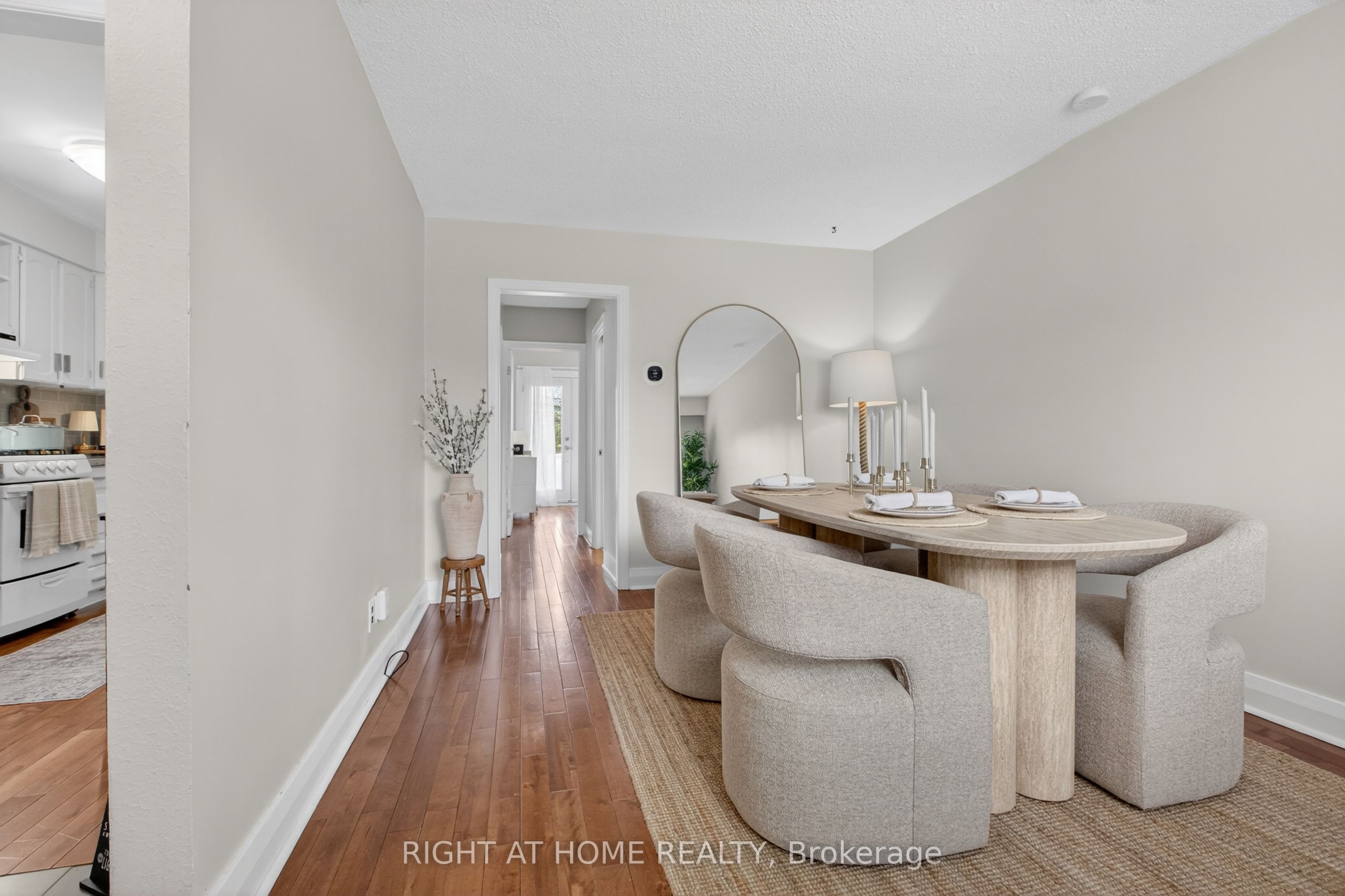 77 Elma Street Property Photo 6