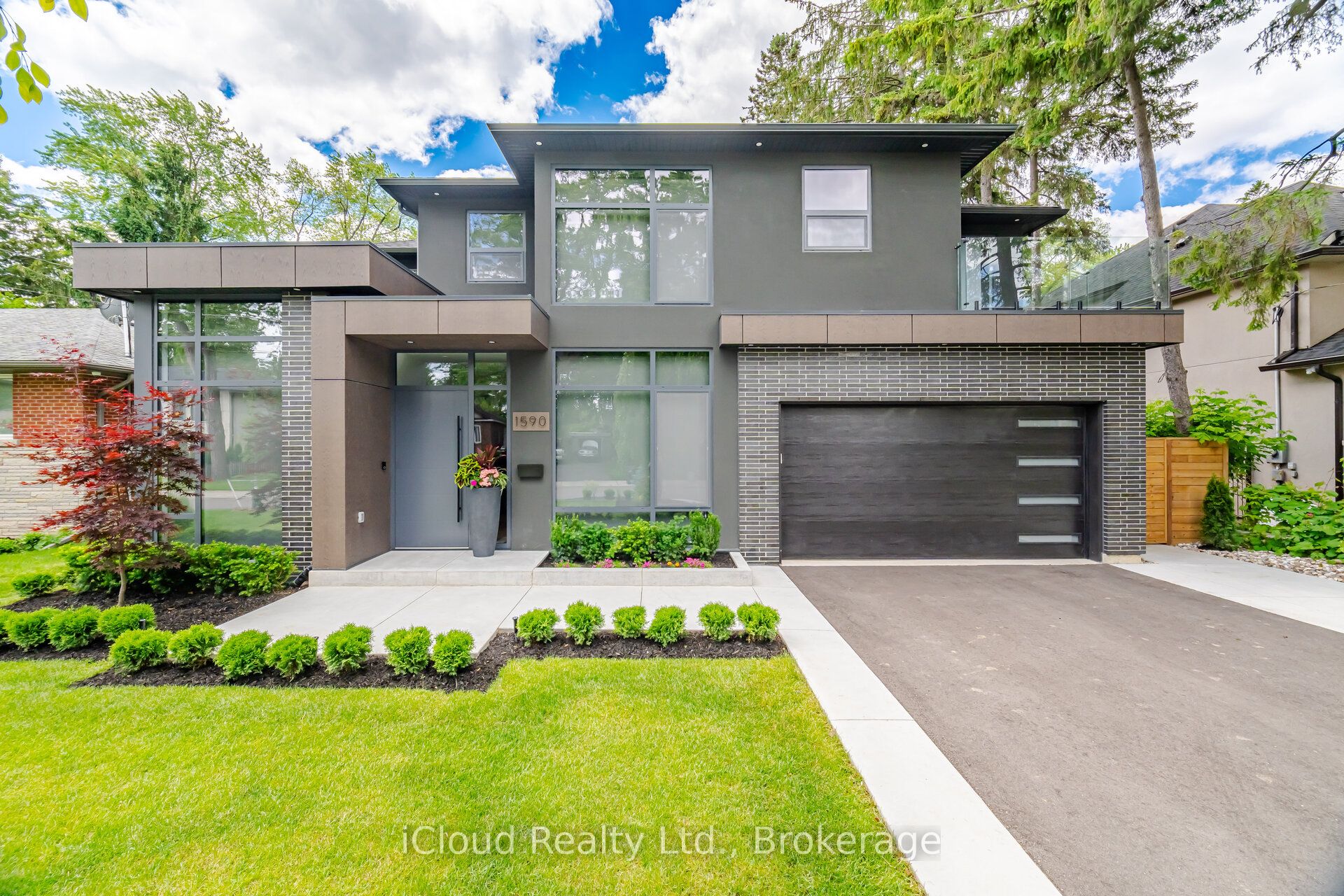 1590 Kenmuir Avenue Property Photo 2