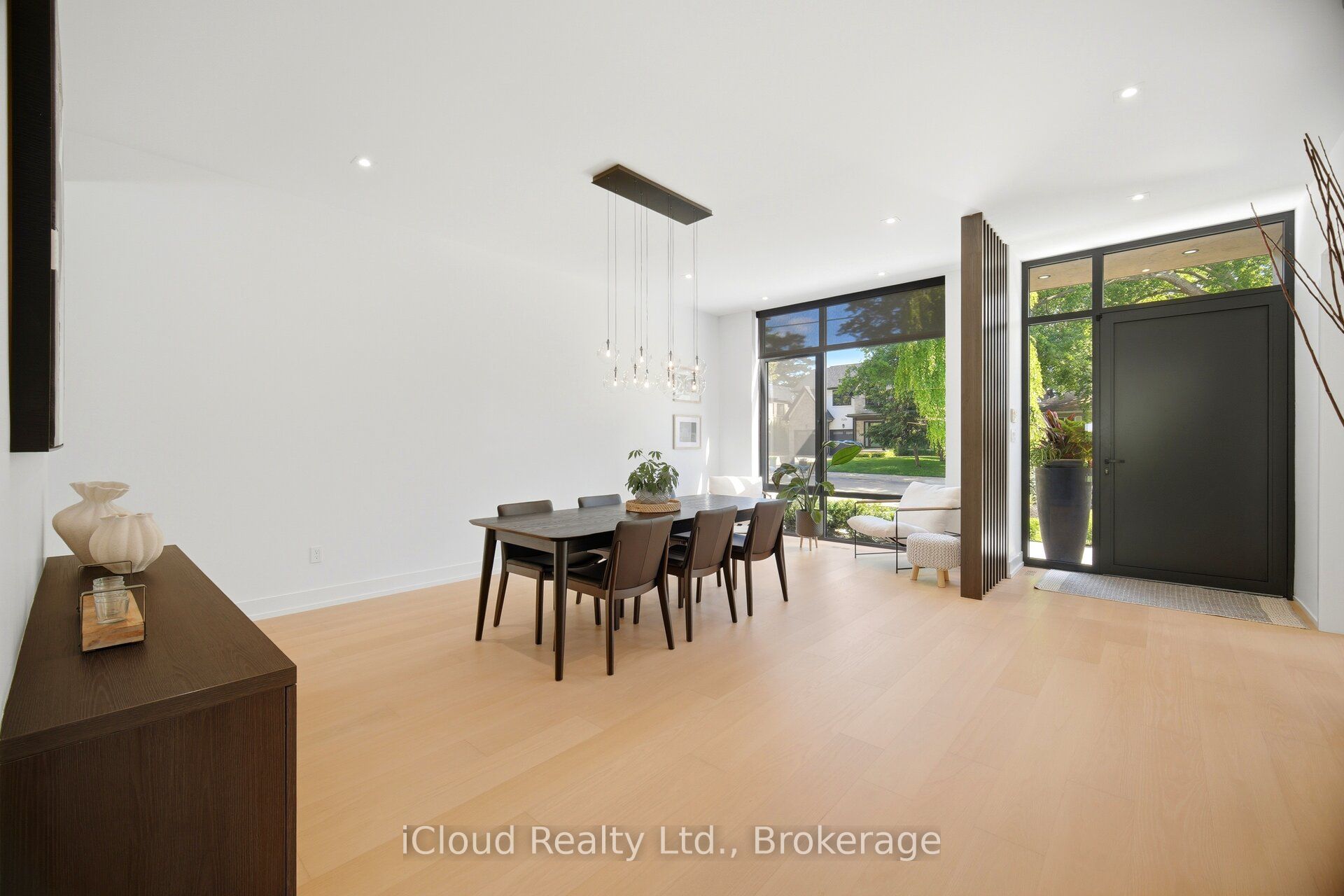 1590 Kenmuir Avenue Property Photo 5