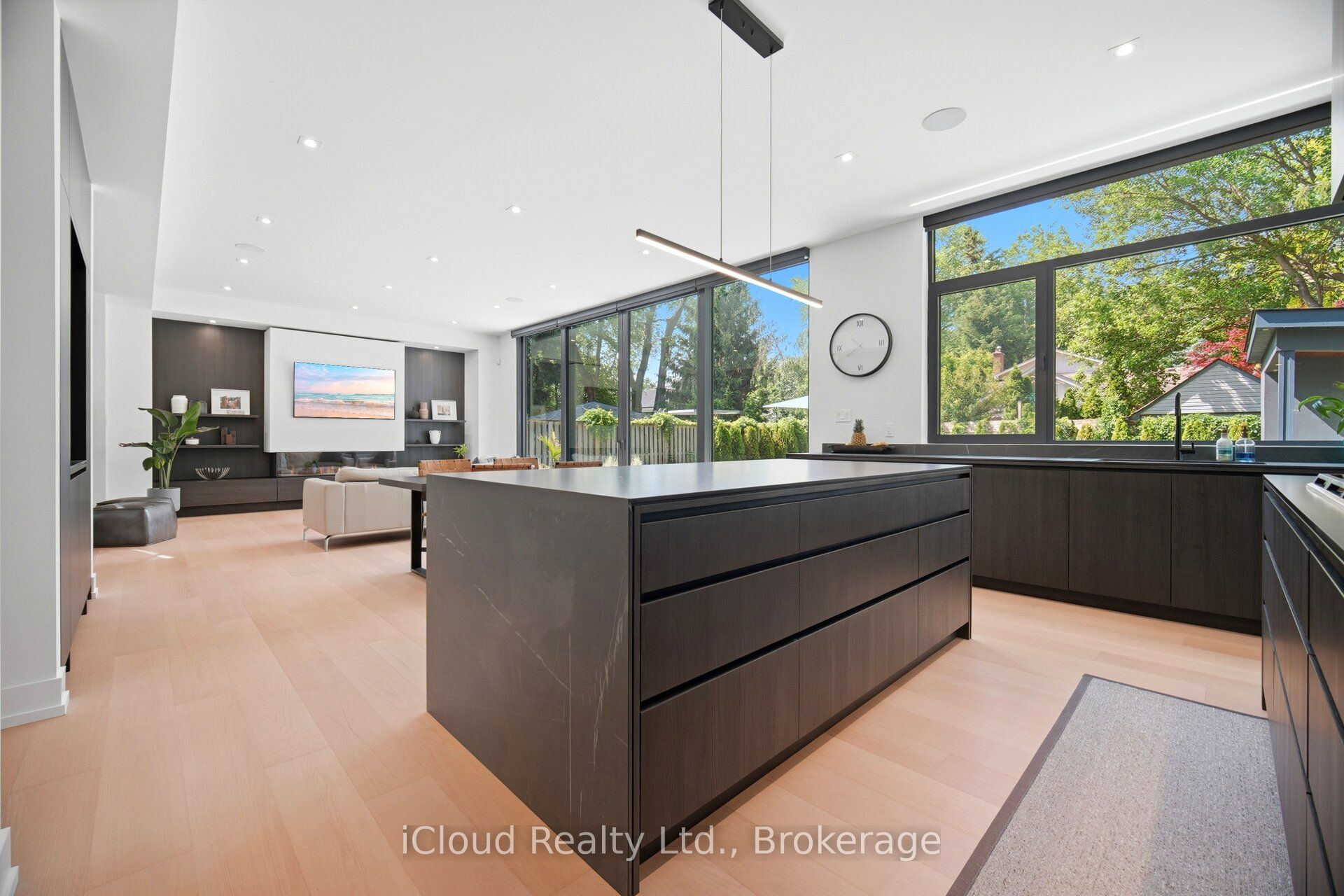 1590 Kenmuir Avenue Property Photo 12