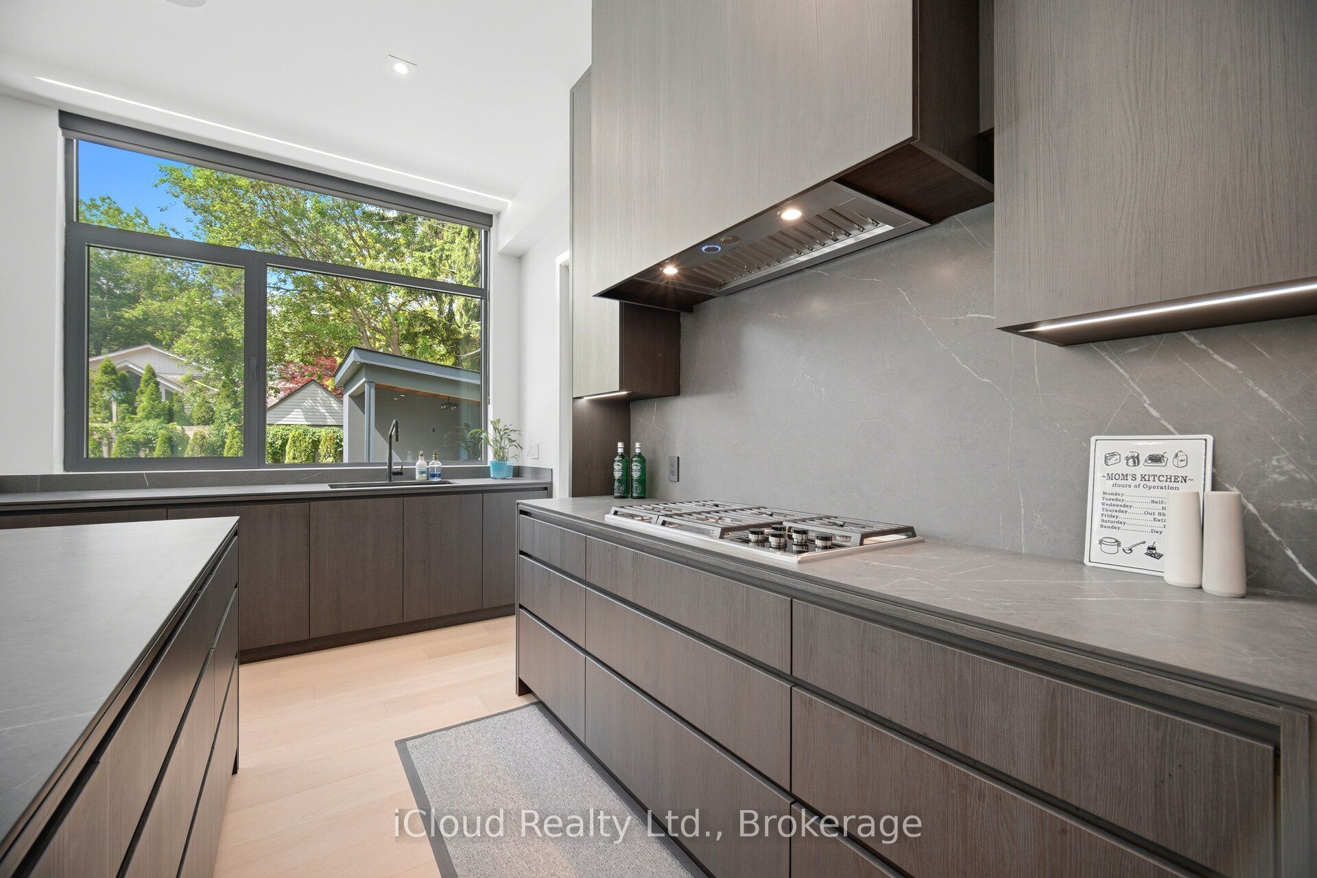 1590 Kenmuir Avenue Property Photo 14