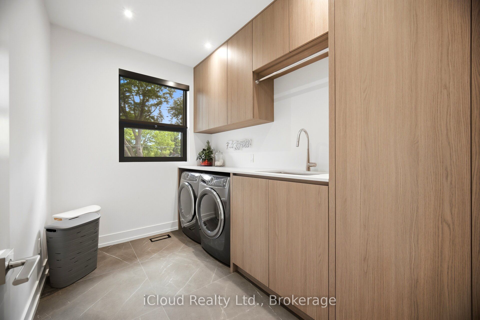 1590 Kenmuir Avenue Property Photo 32