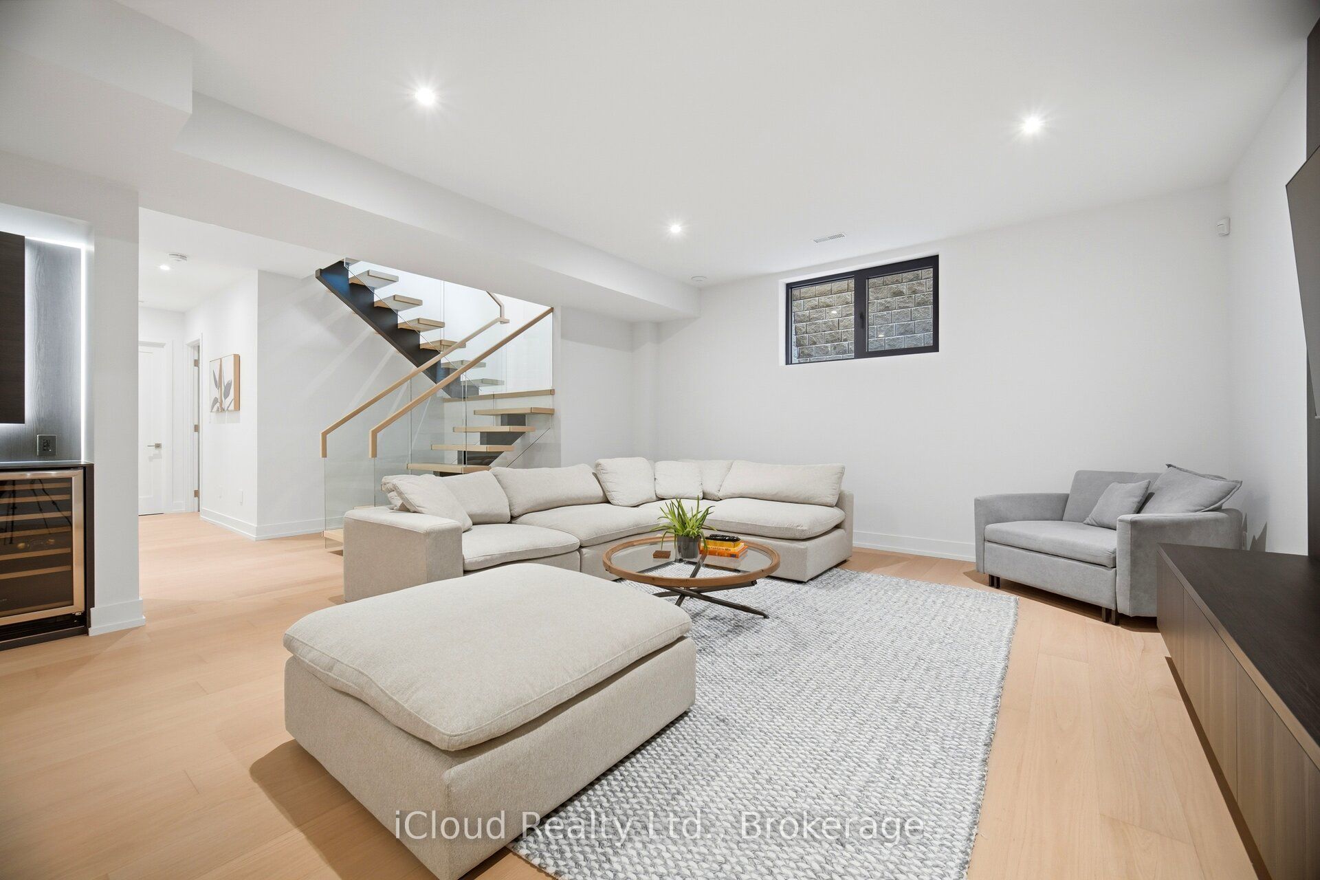 1590 Kenmuir Avenue Property Photo 34