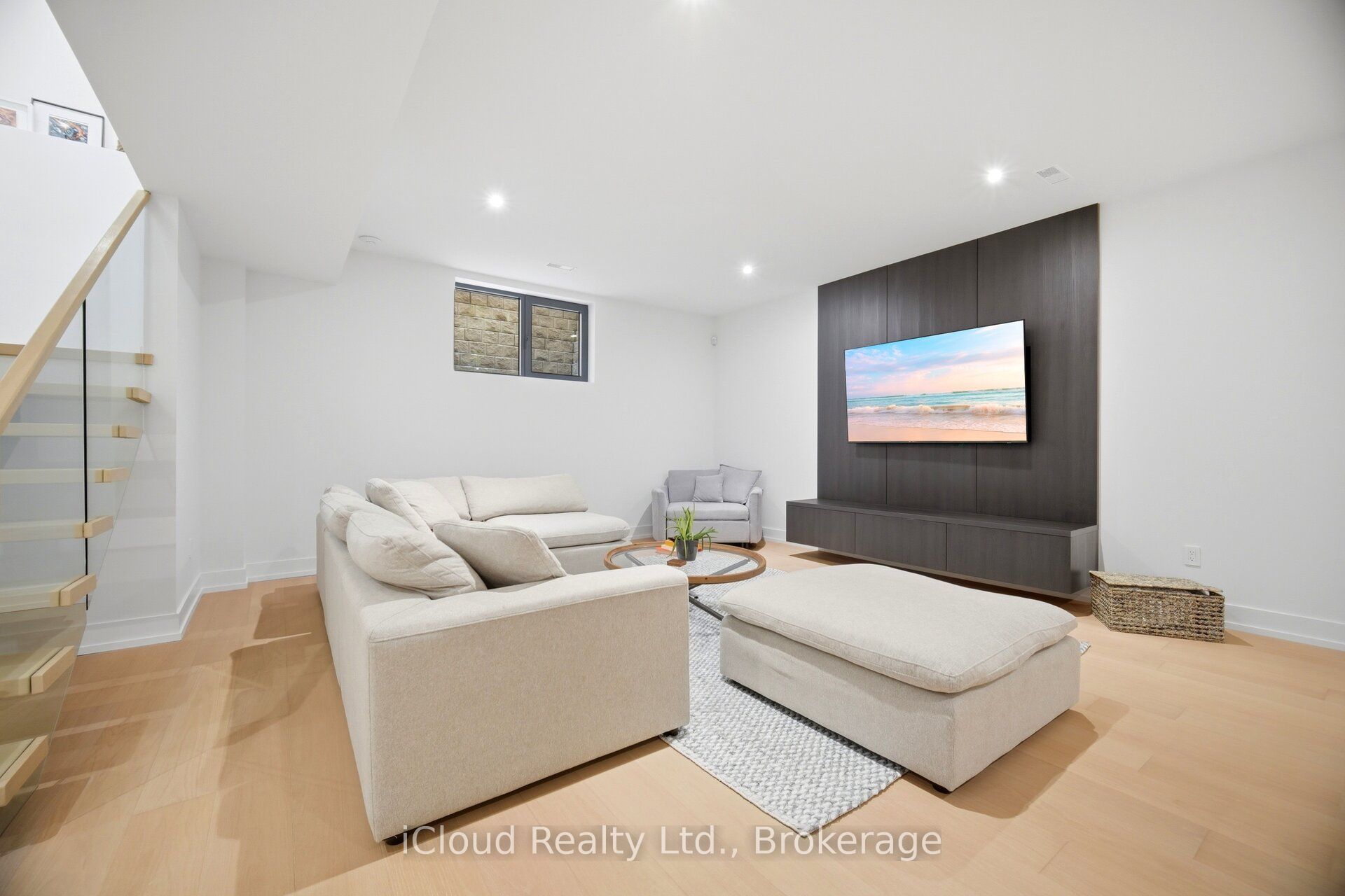 1590 Kenmuir Avenue Property Photo 35