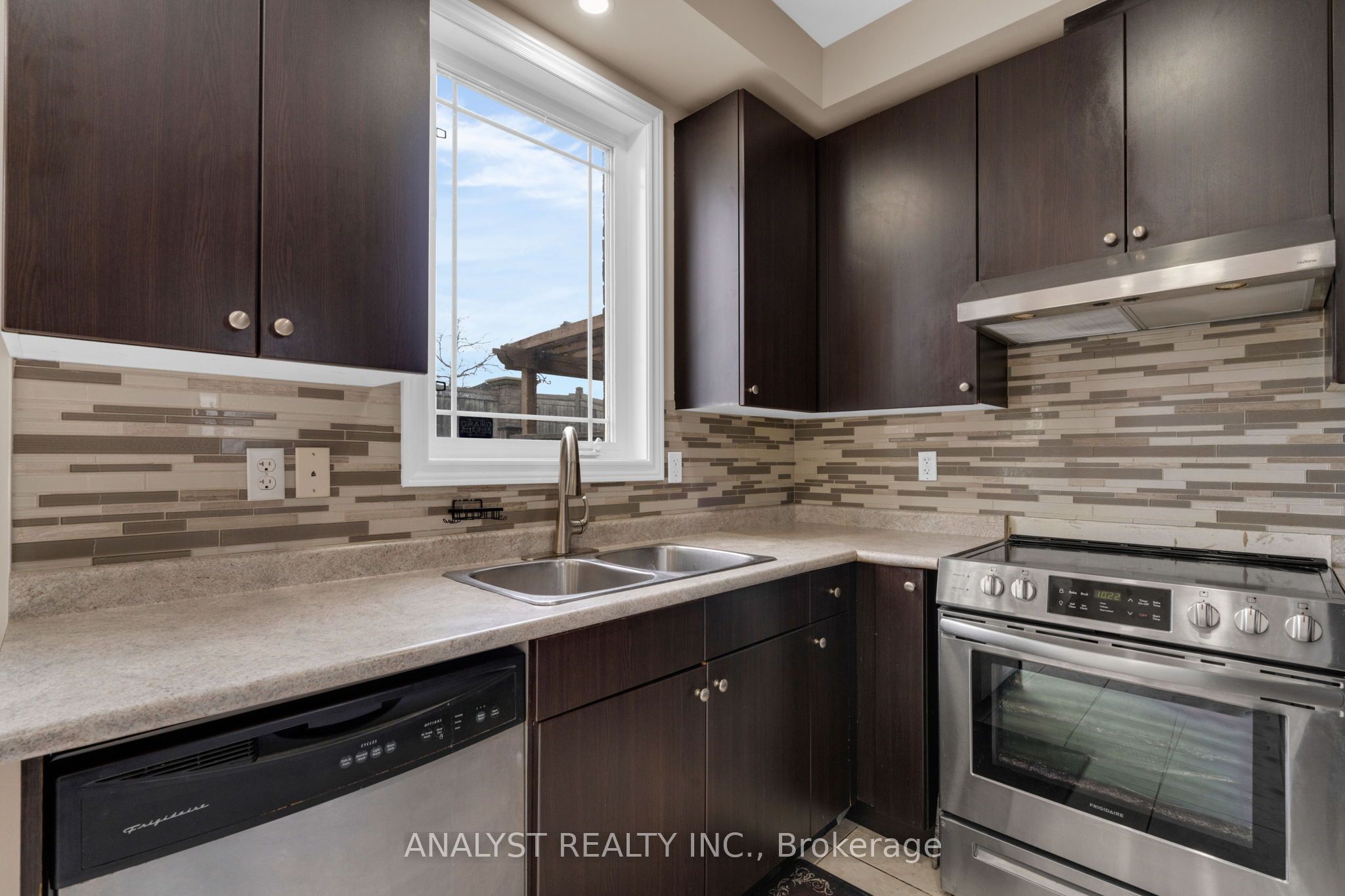 58 Saint Grace Court Property Photo 14