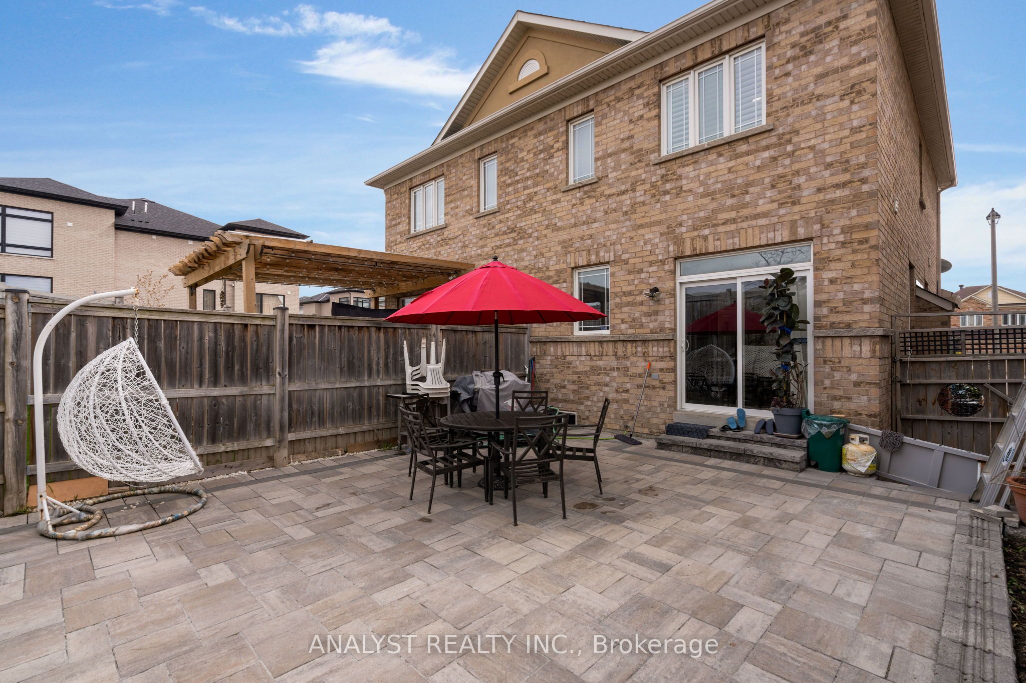 58 Saint Grace Court Property Photo 32