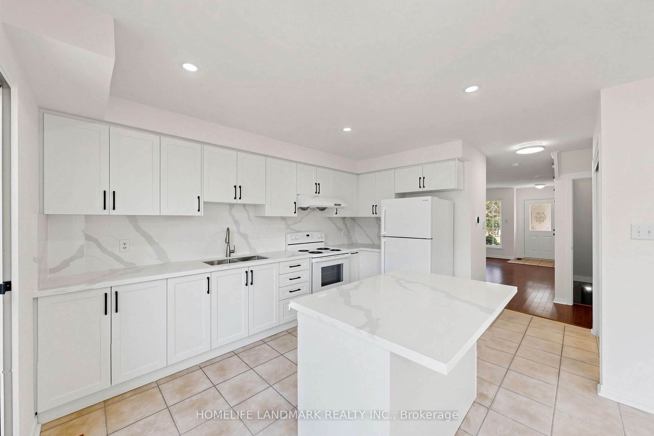 552 Thelma Street Property Photo 13