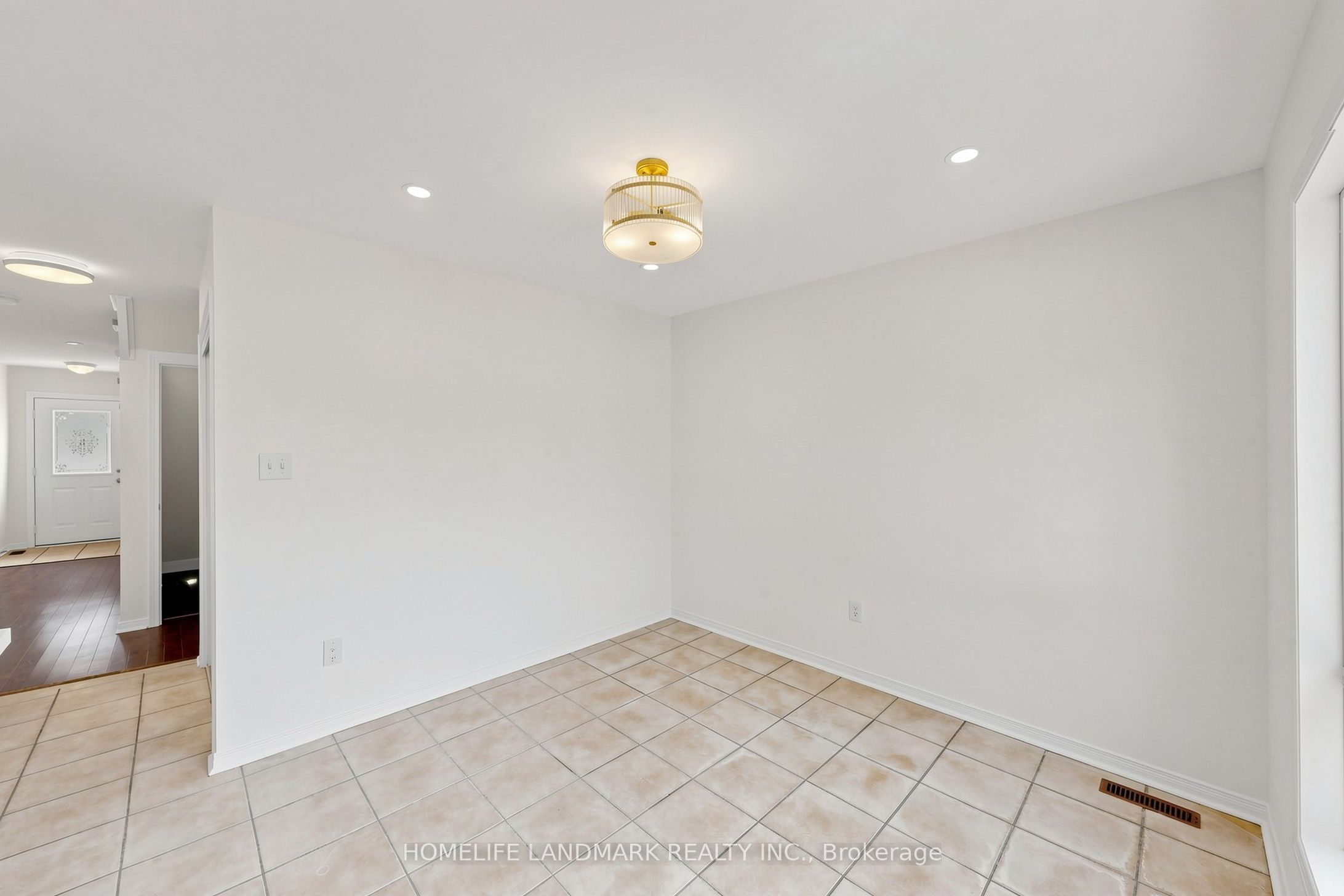552 Thelma Street Property Photo 19