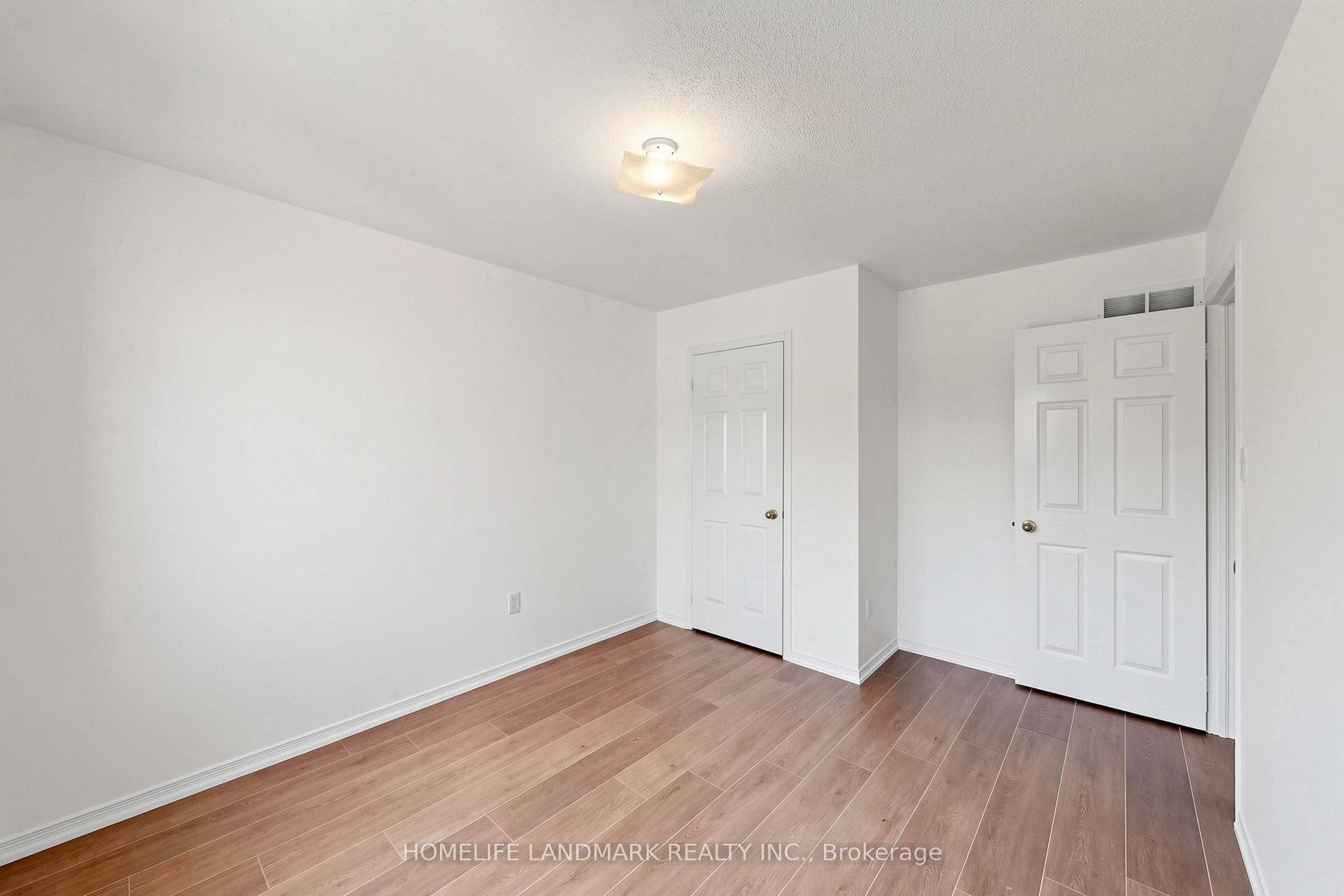 552 Thelma Street Property Photo 37