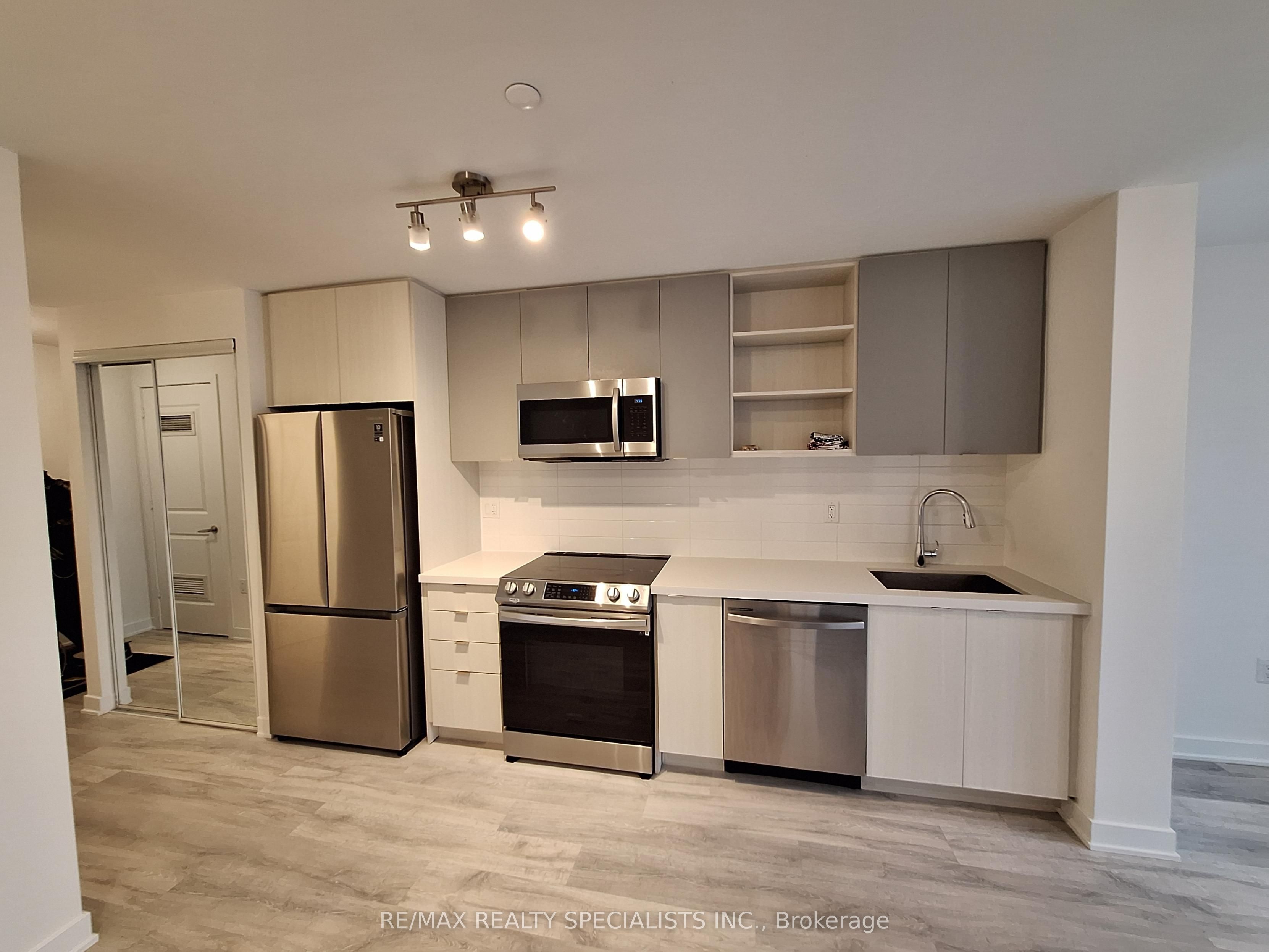 4655 Metcalfe Avenue 404B Property Photo 1