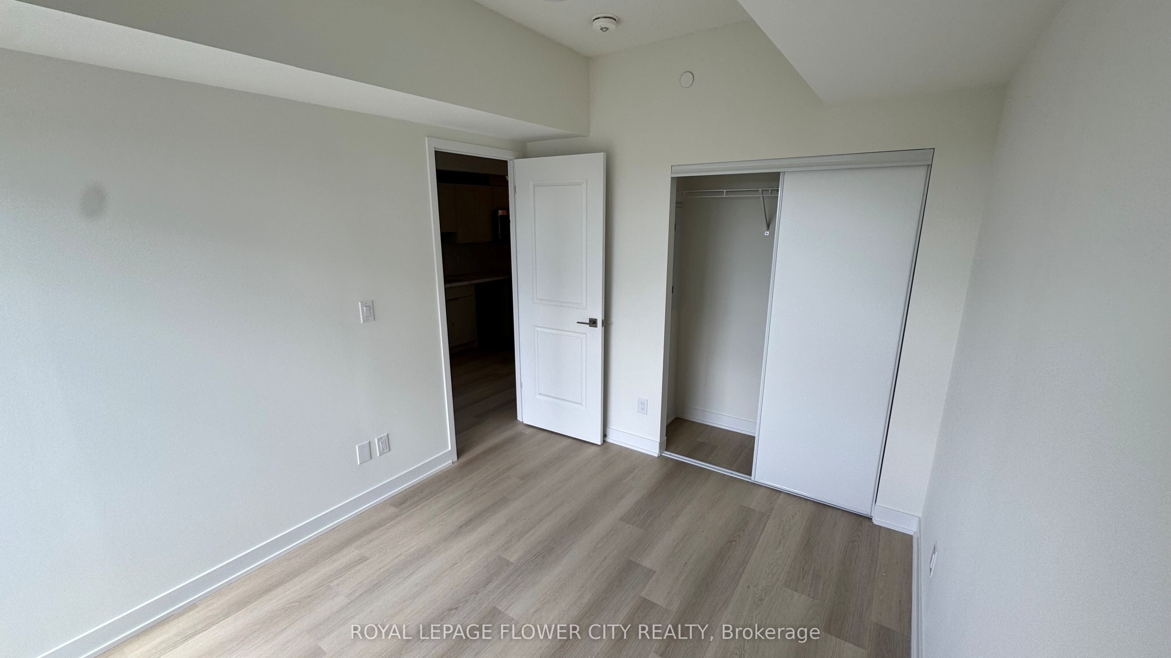 2825 Jane Street 1007 Property Photo 7