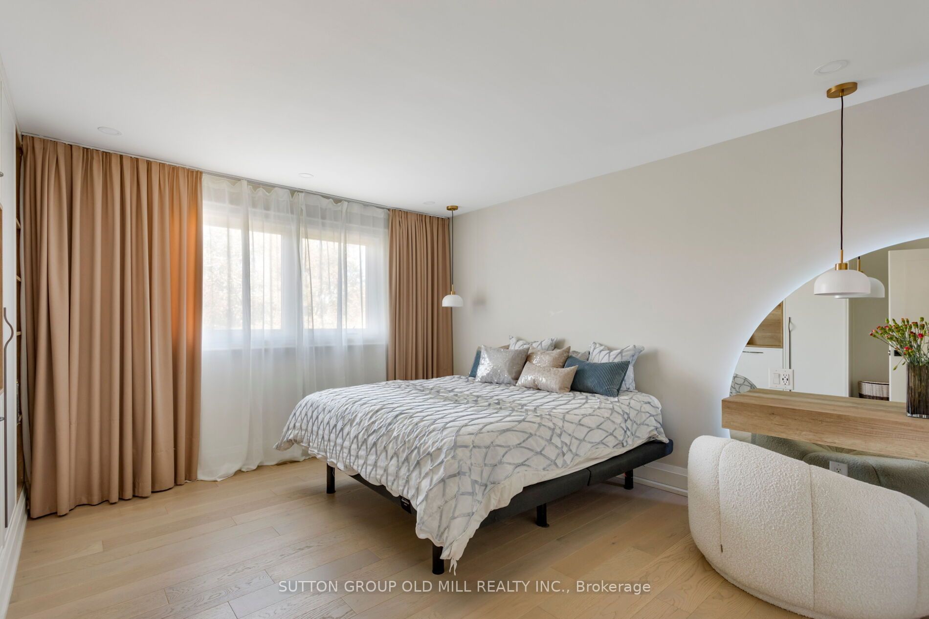 1645 Copseholm Trail Property Photo 10