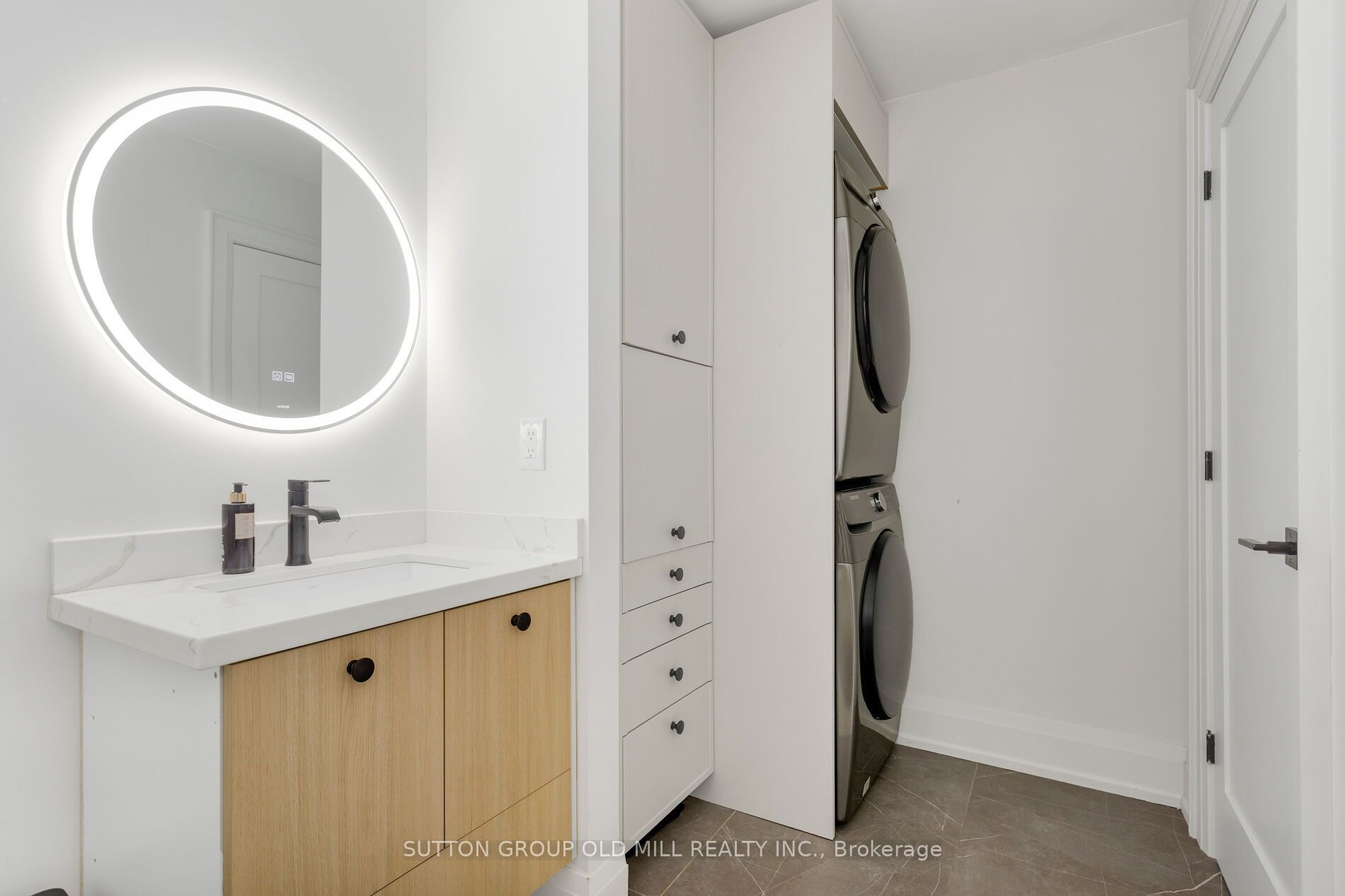 1645 Copseholm Trail Property Photo 15