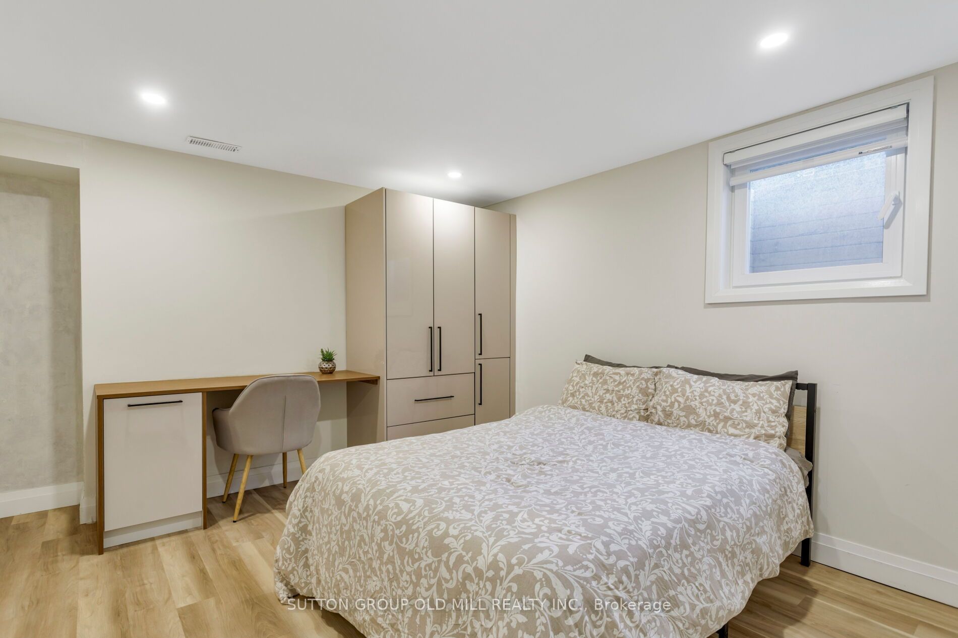1645 Copseholm Trail Property Photo 41
