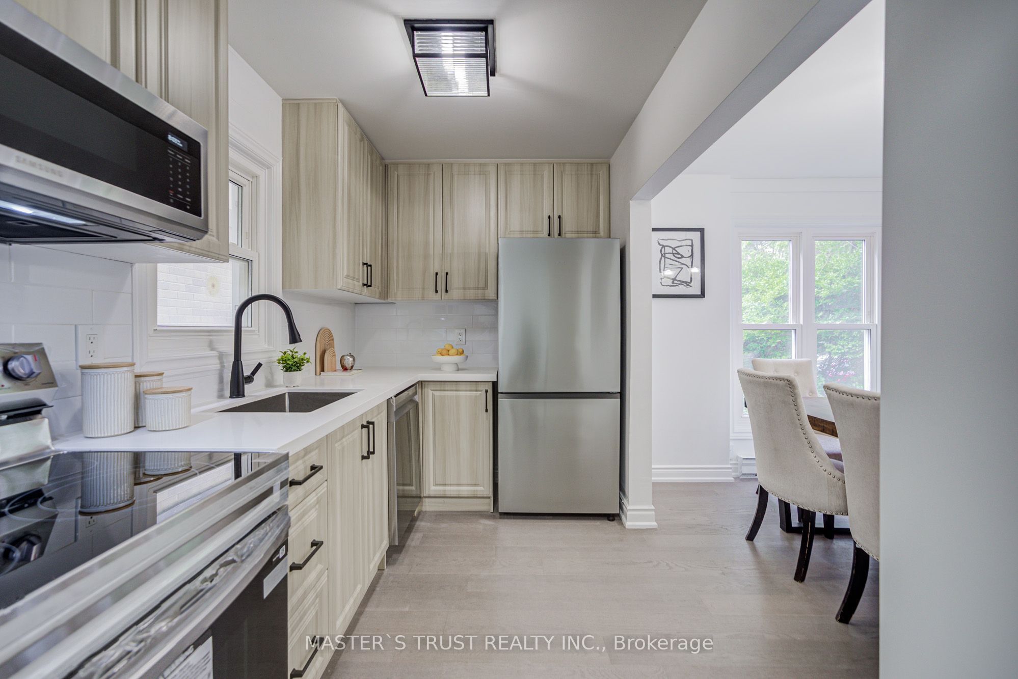 4 Gatsby Square Property Photo 4