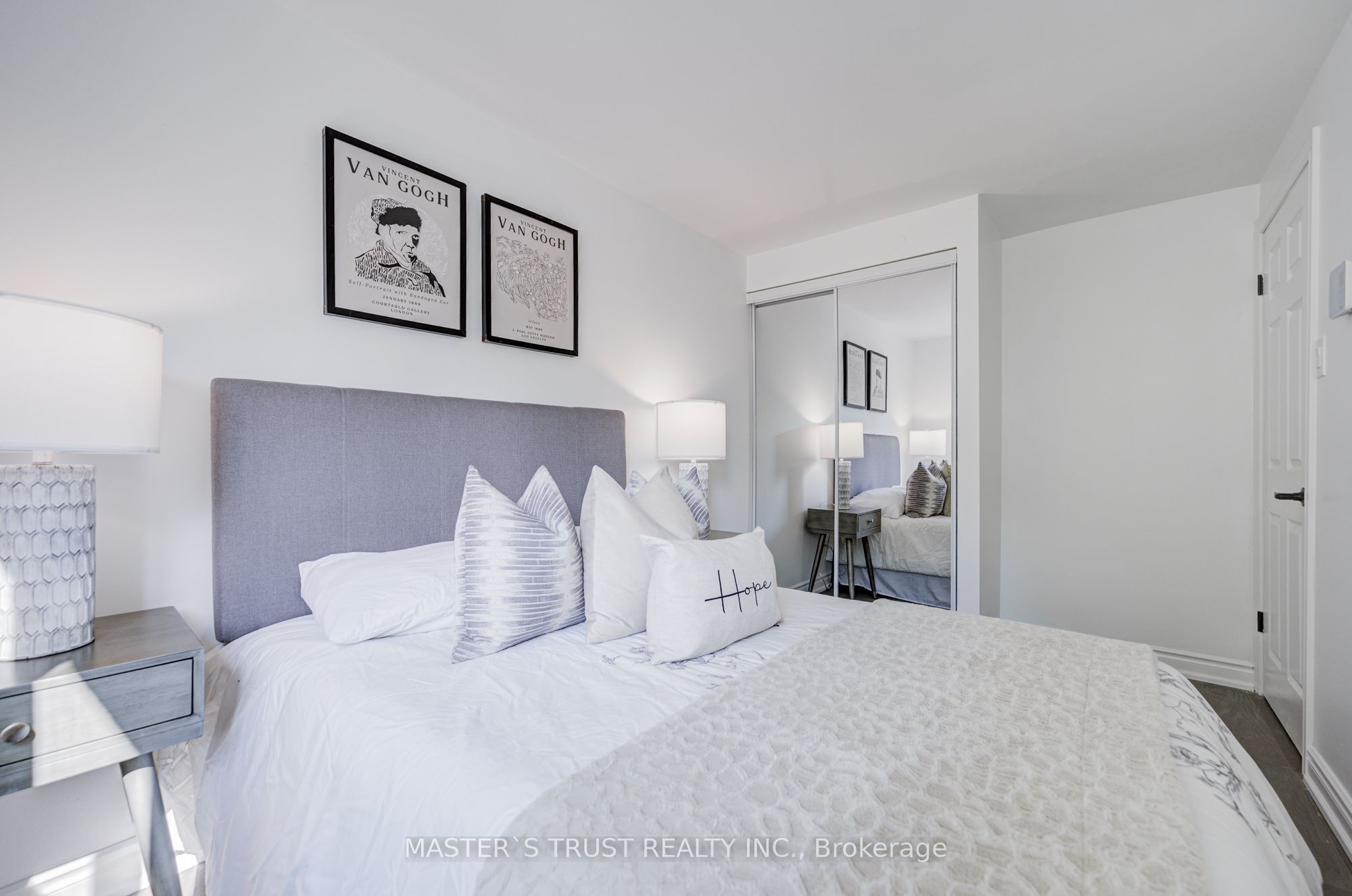 4 Gatsby Square Property Photo 21
